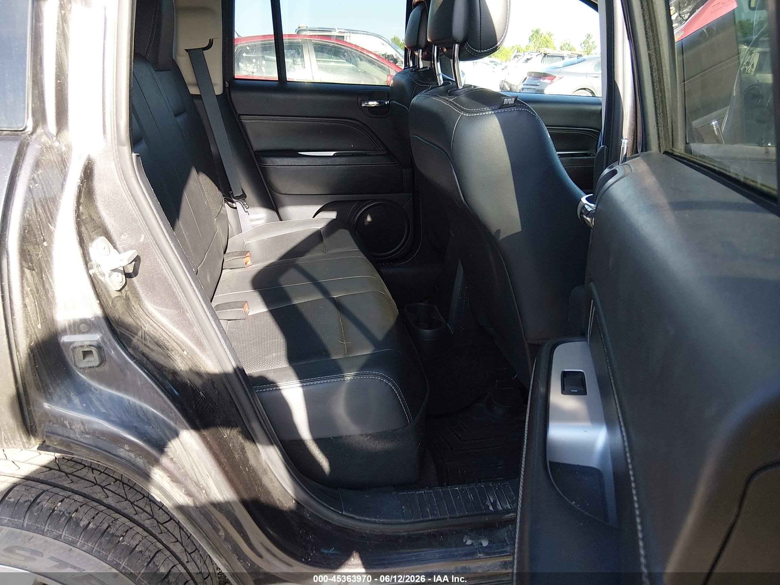 JEEP COMPASS image 8