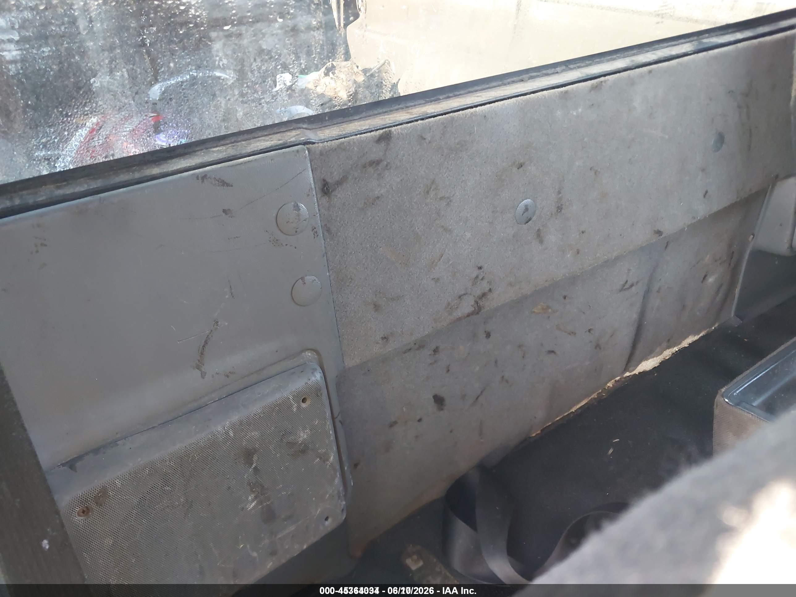 FORD RANGER image 8