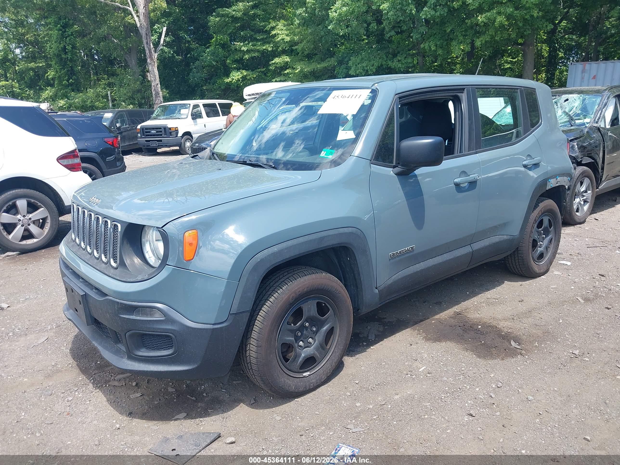 JEEP RENEGADE image 2