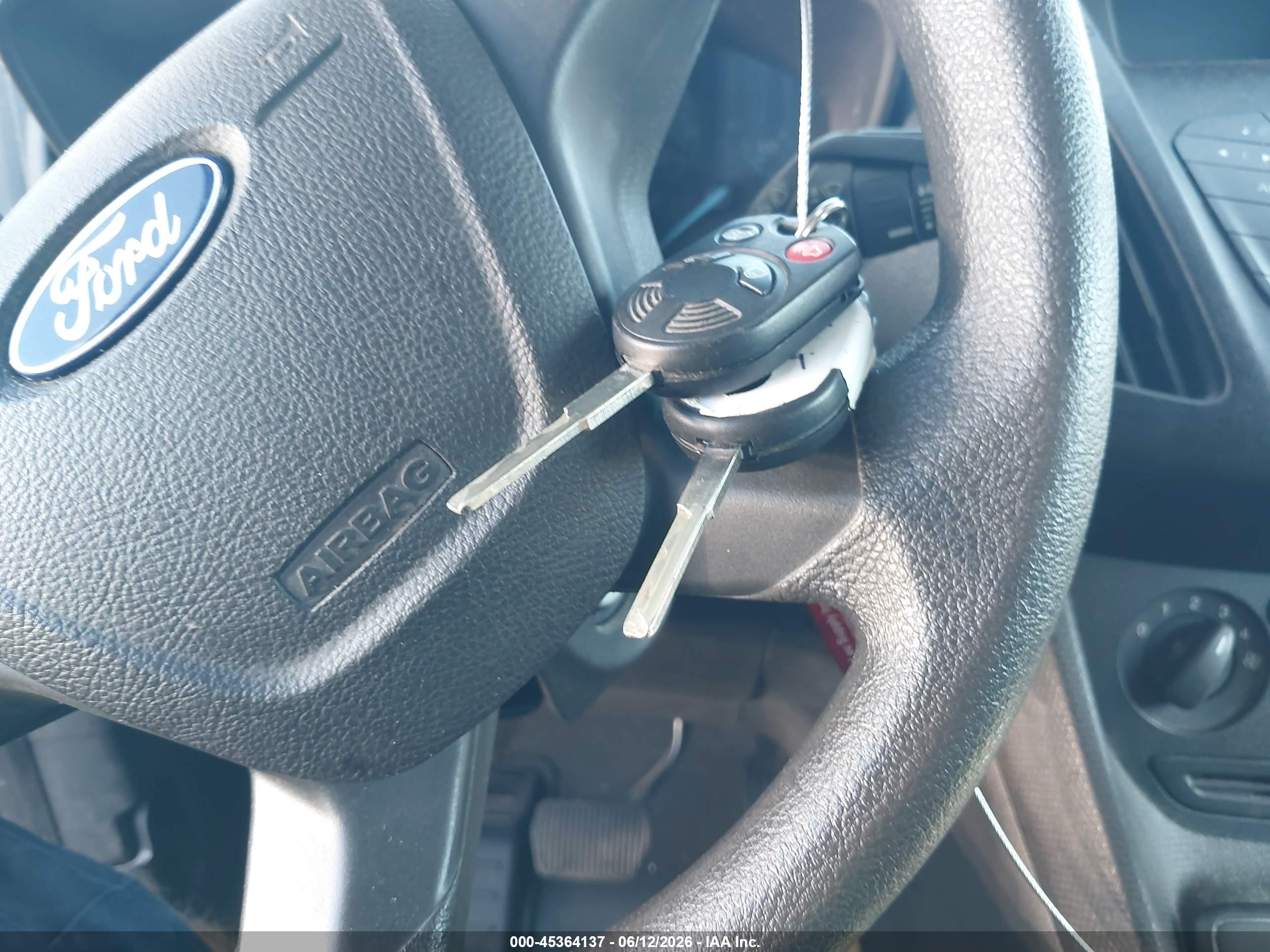 FORD TRANSIT image 11