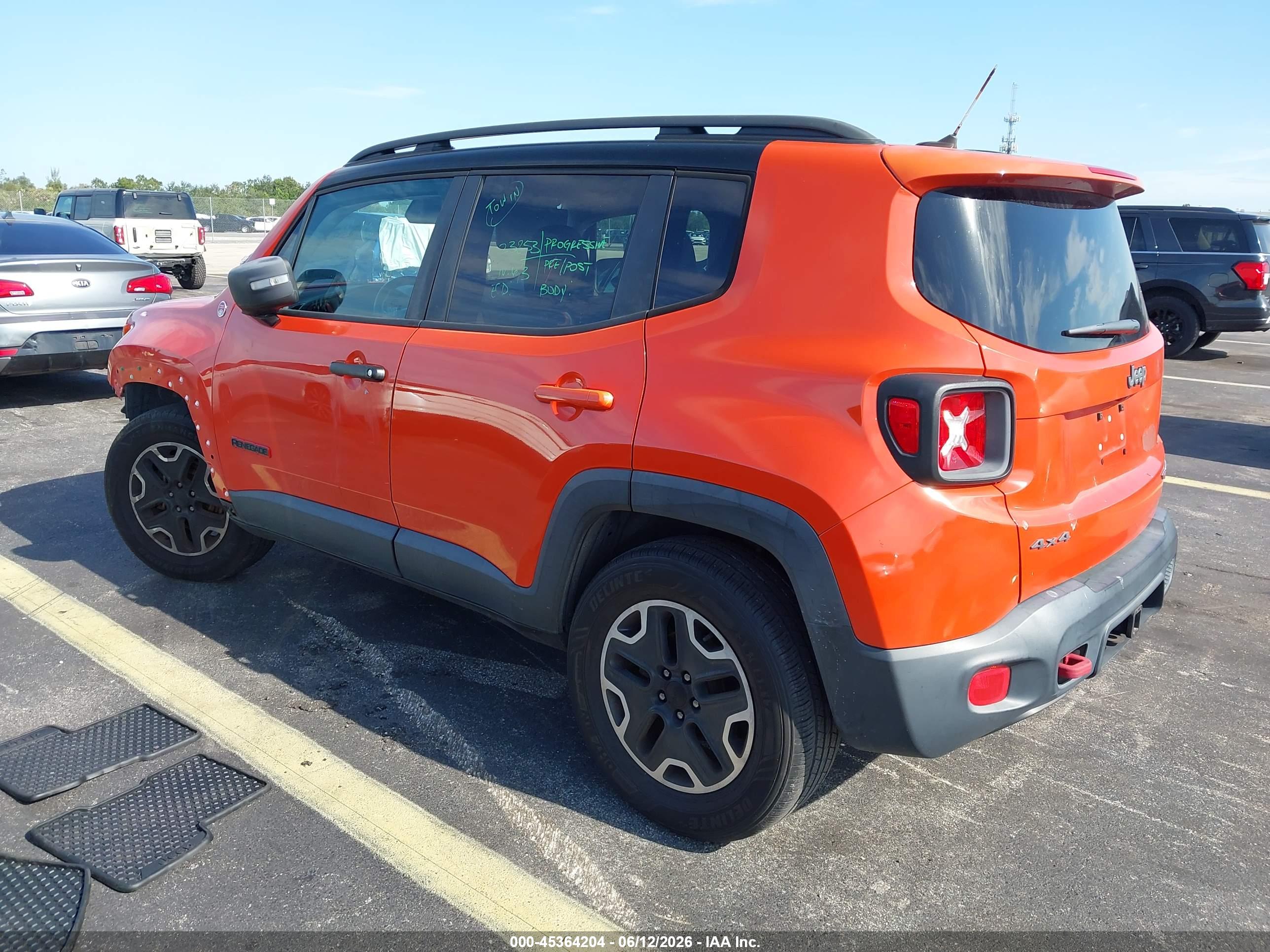 JEEP RENEGADE image 3