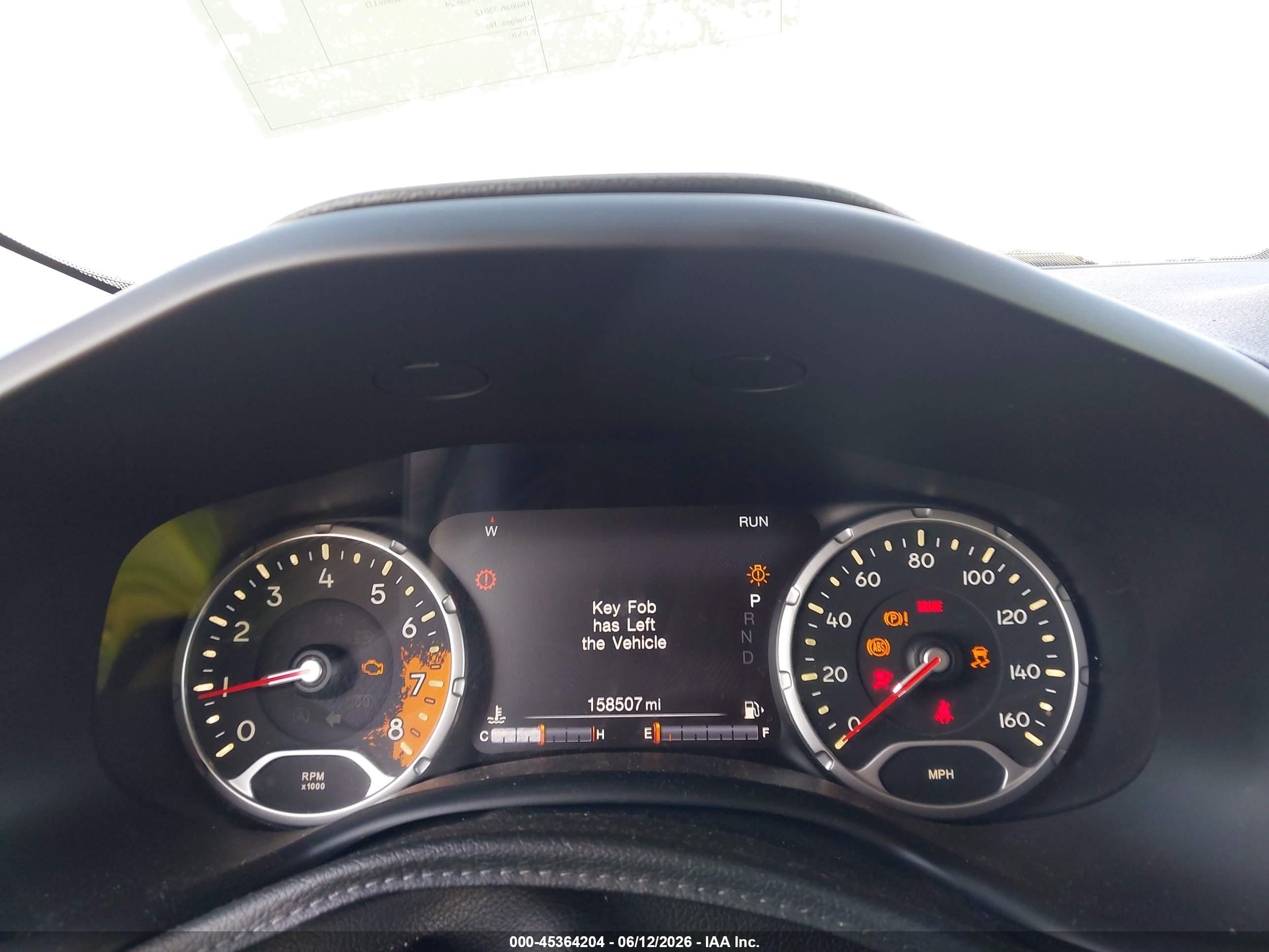 JEEP RENEGADE image 7