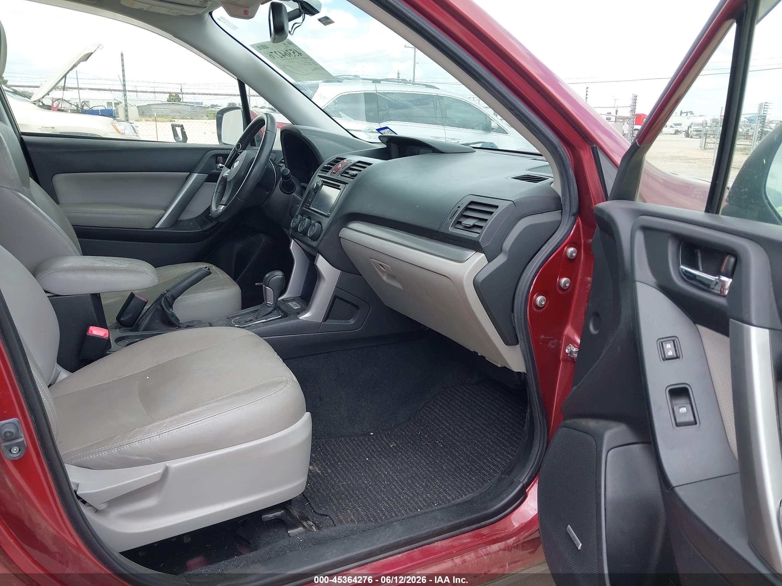 SUBARU FORESTER image 5