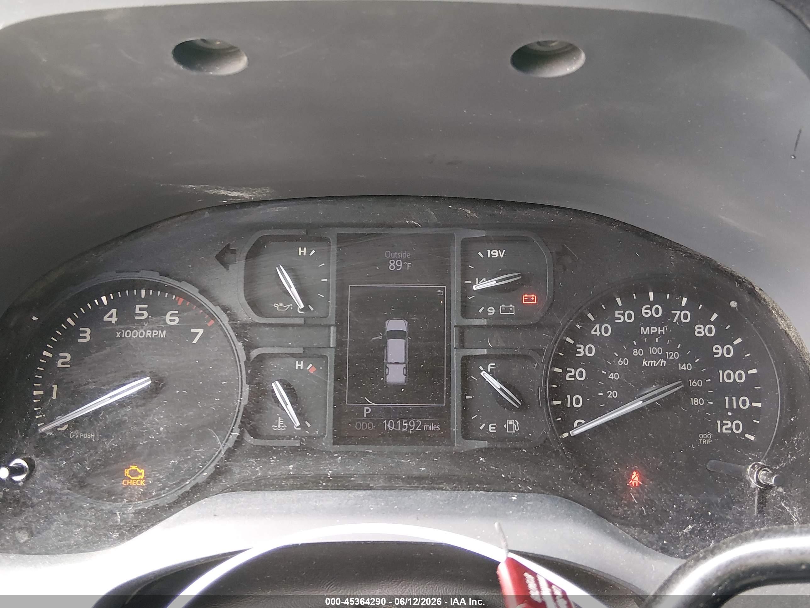 TOYOTA TUNDRA image 7