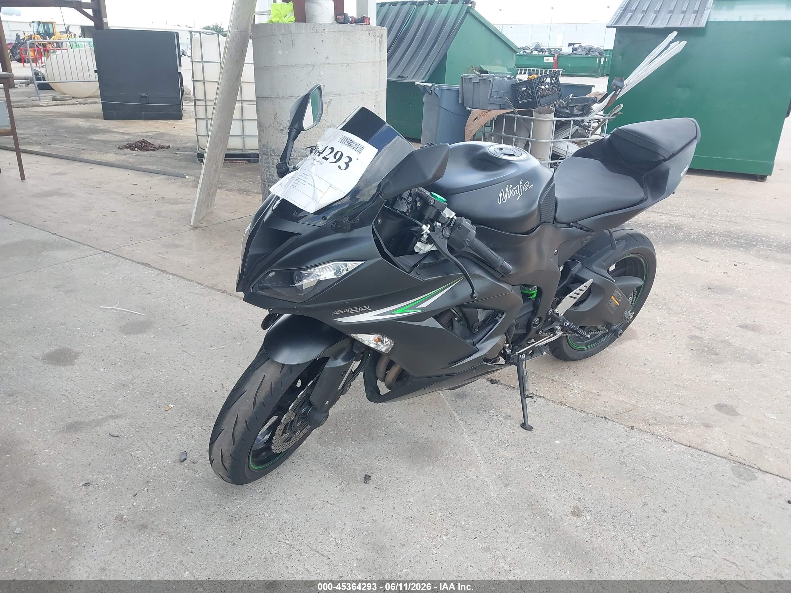 KAWASAKI ZX636 image 2