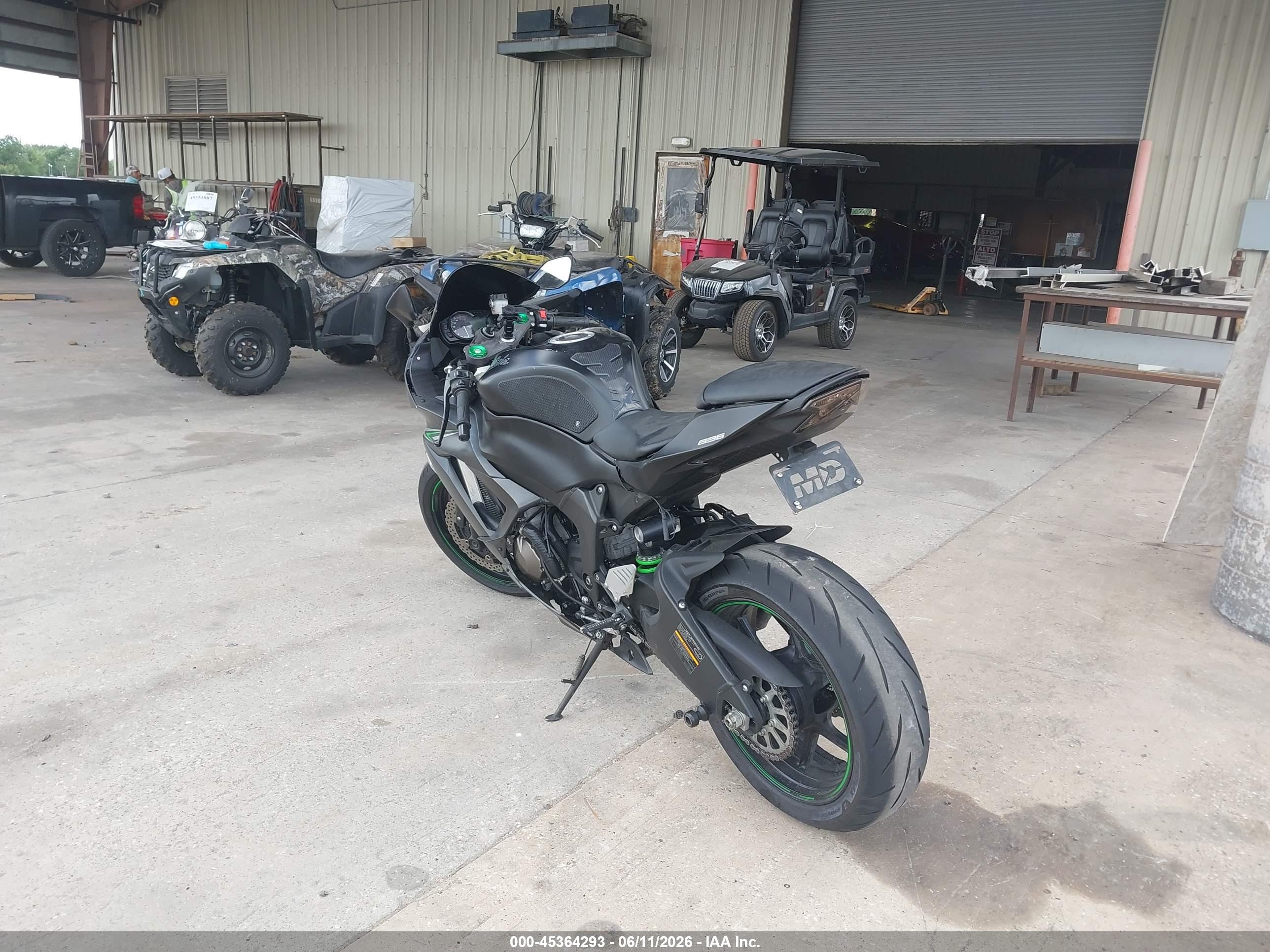 KAWASAKI ZX636 image 3