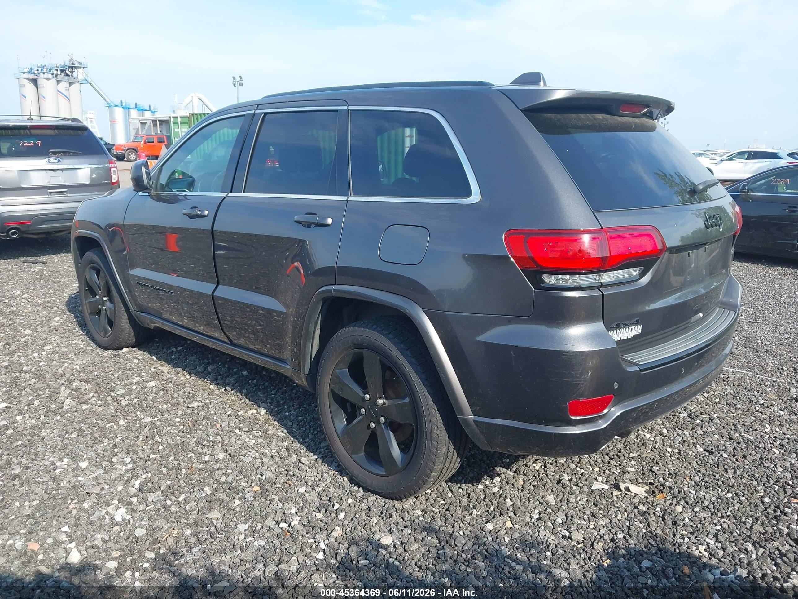 JEEP GRAND image 3