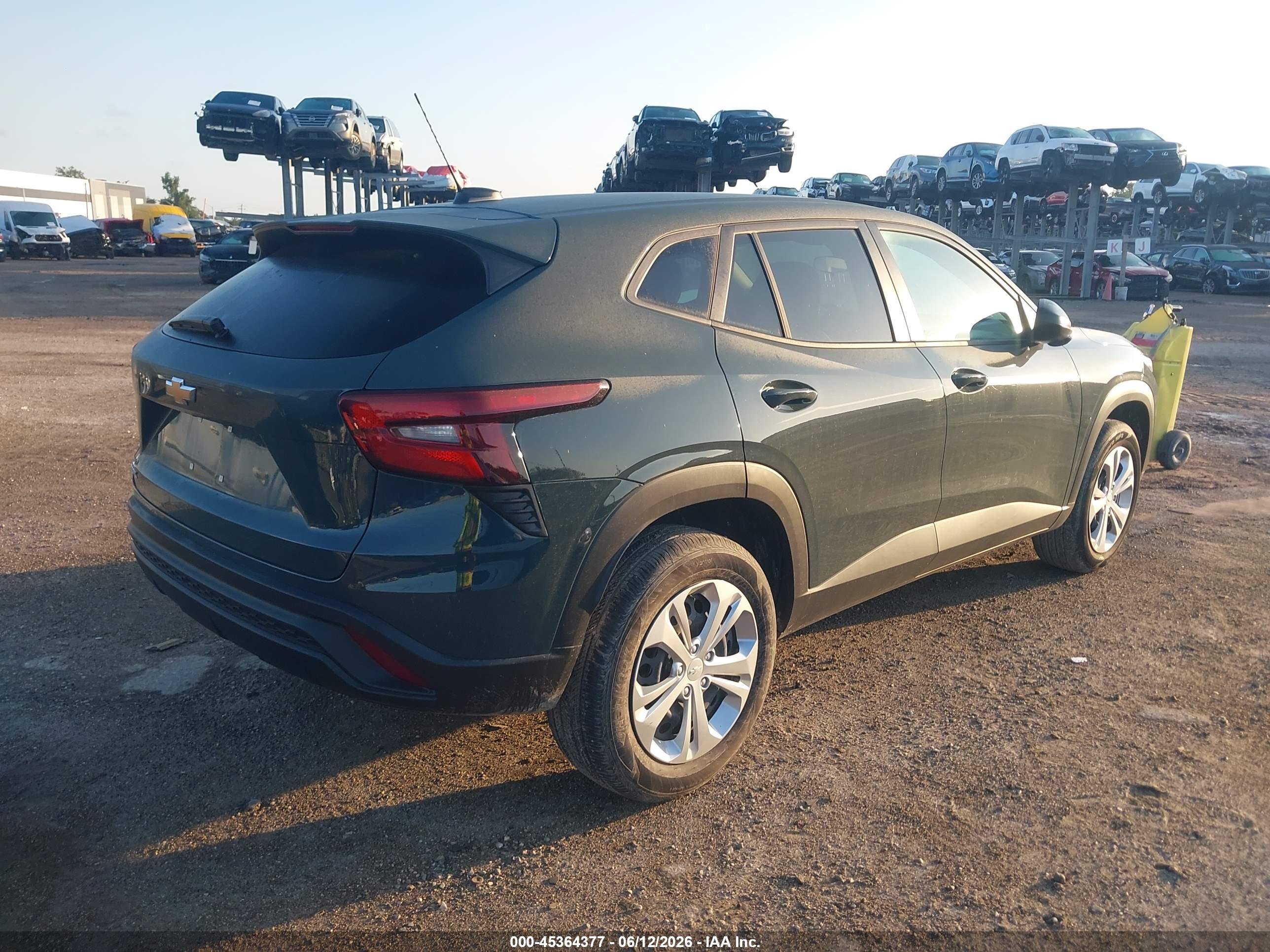 CHEVROLET TRAX image 4