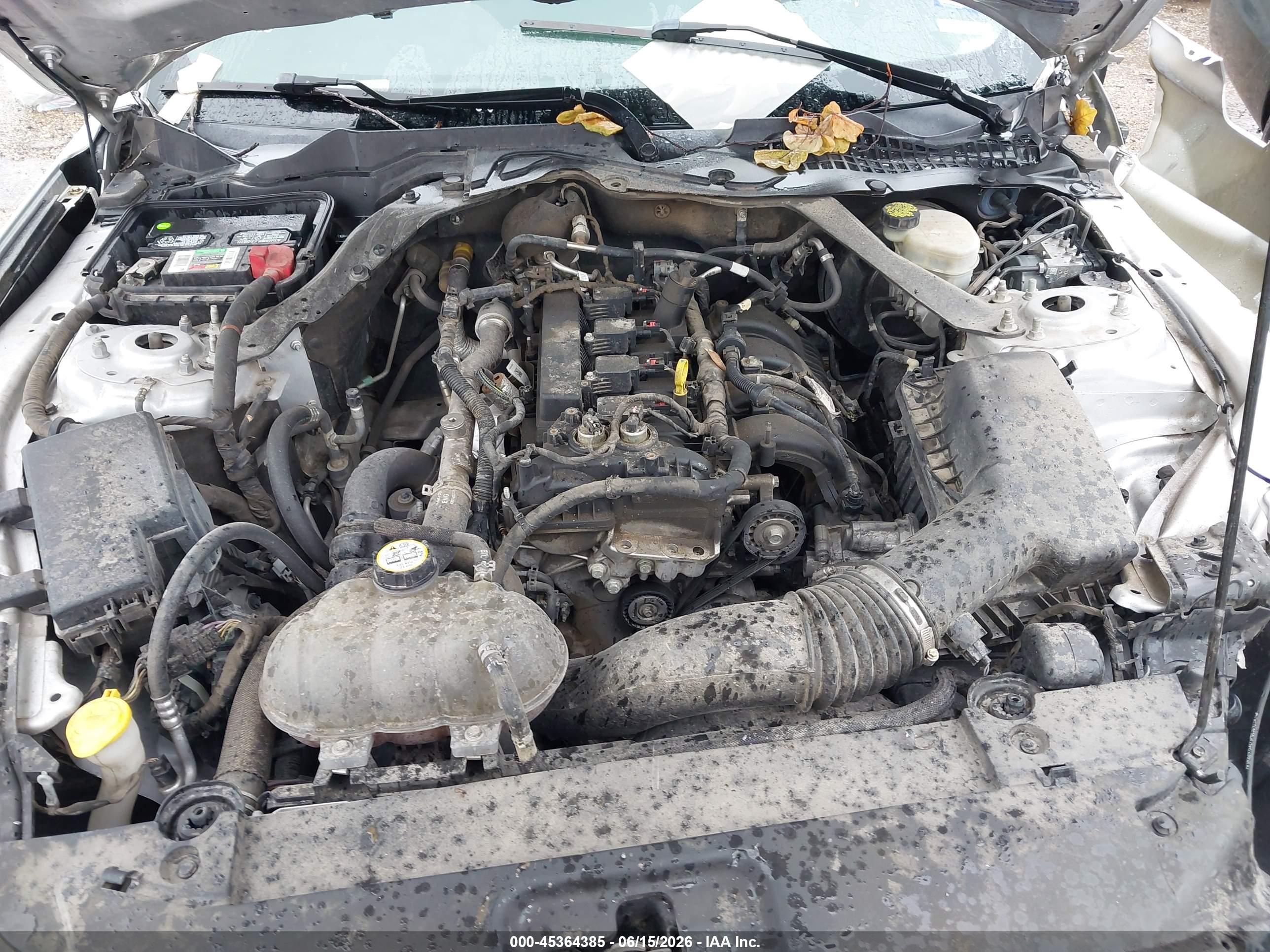 FORD MUSTANG image 10