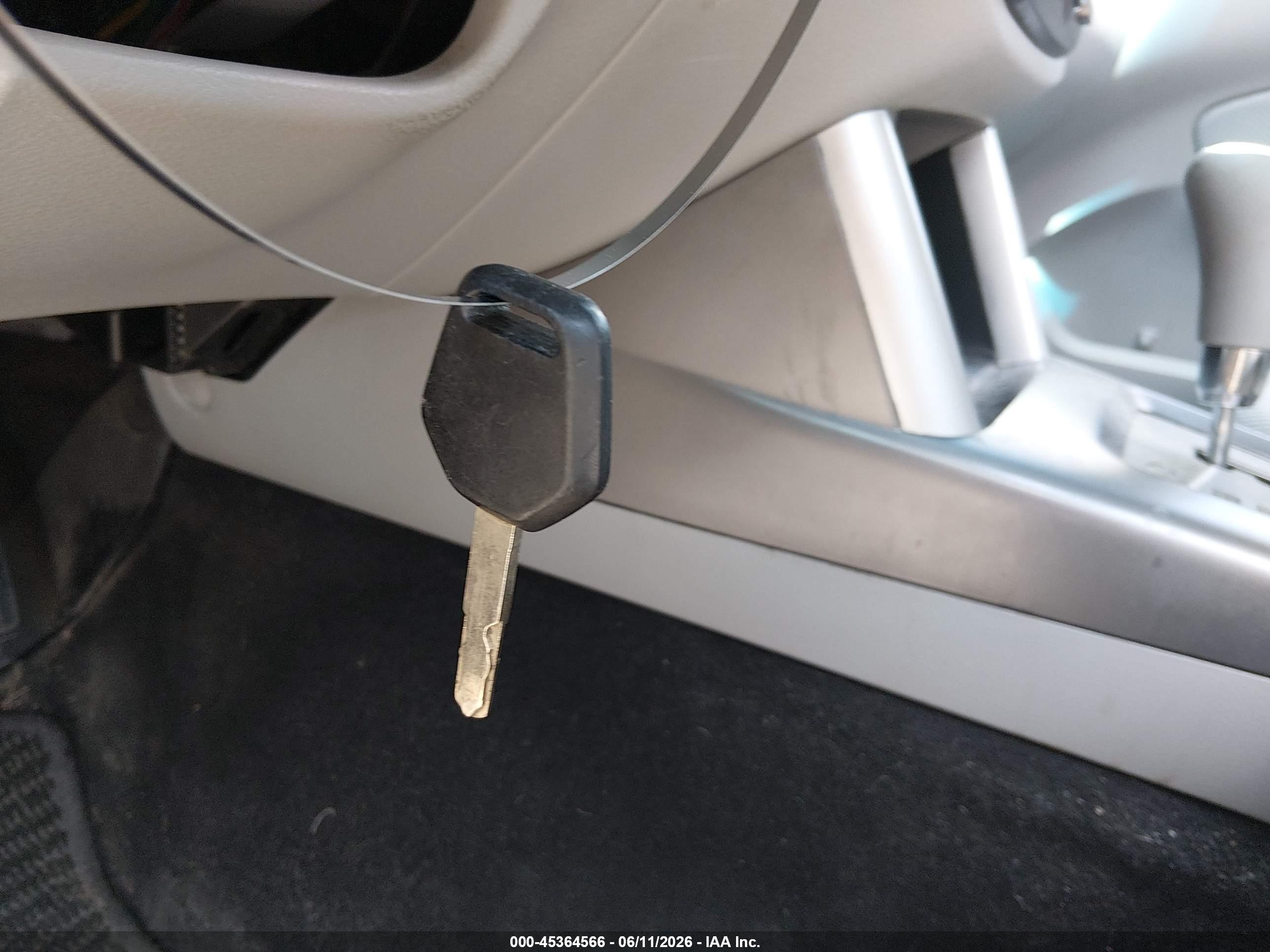 SUBARU FORESTER image 11