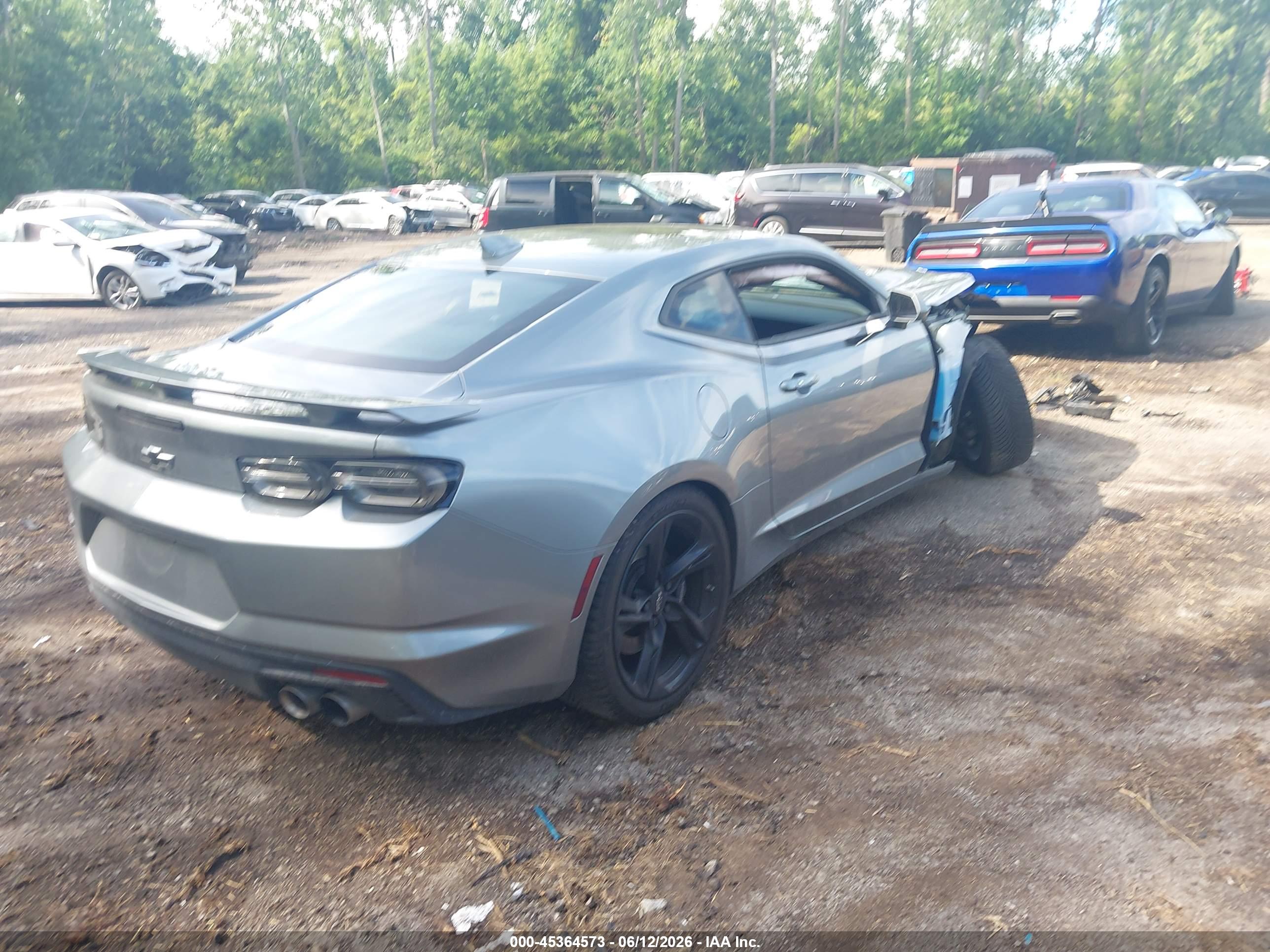 CHEVROLET CAMARO image 4