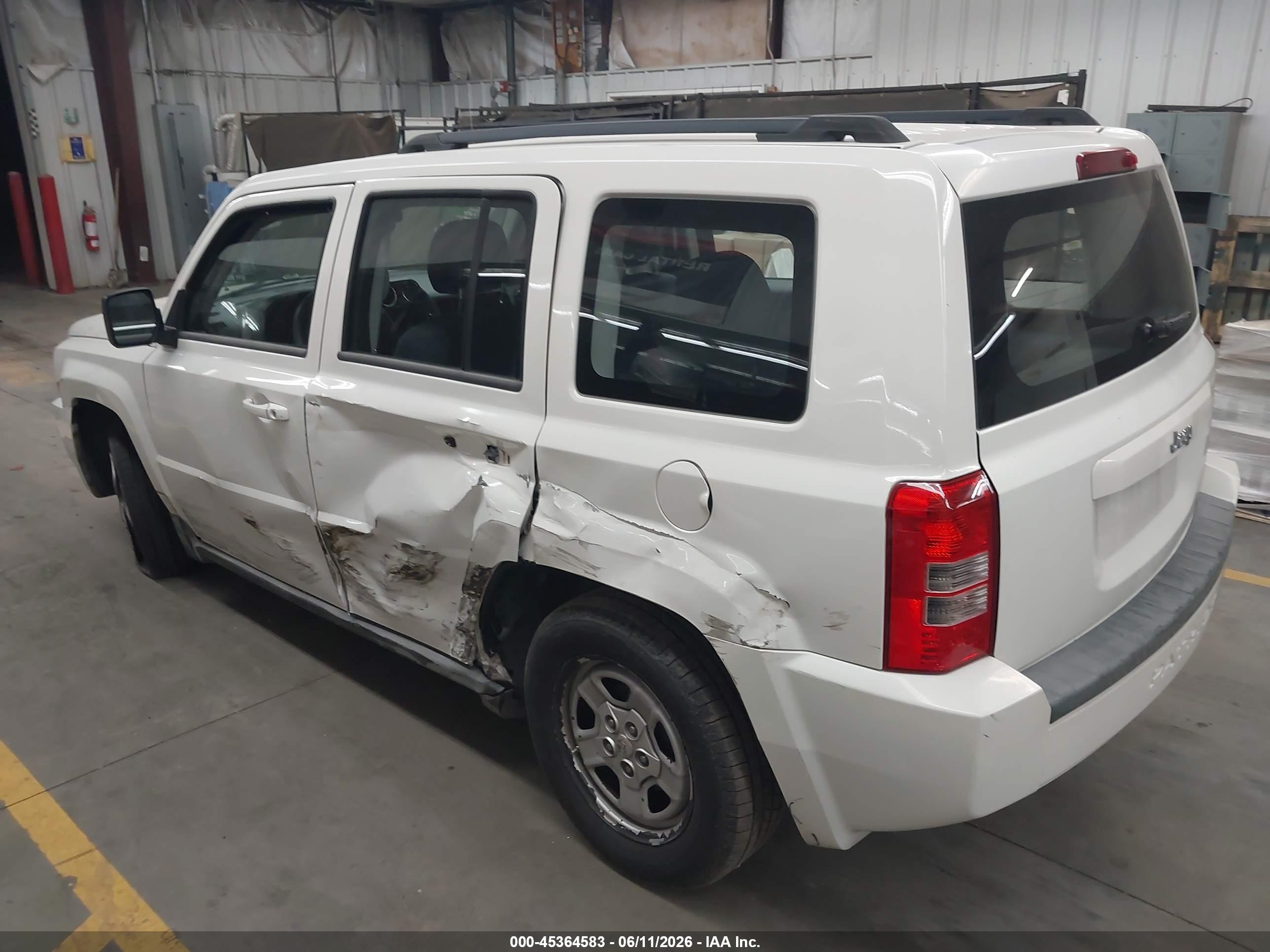 JEEP PATRIOT image 3