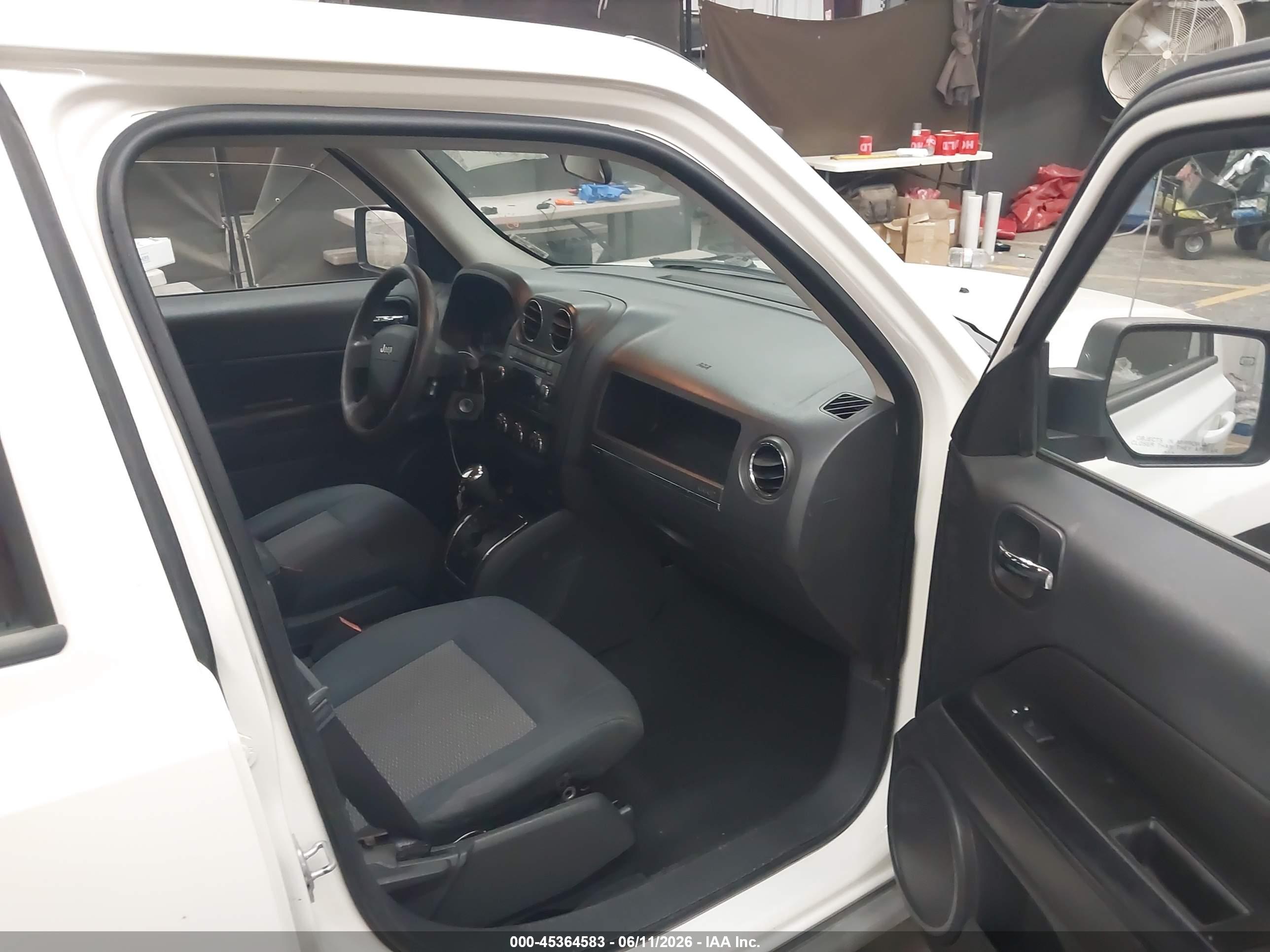 JEEP PATRIOT image 5