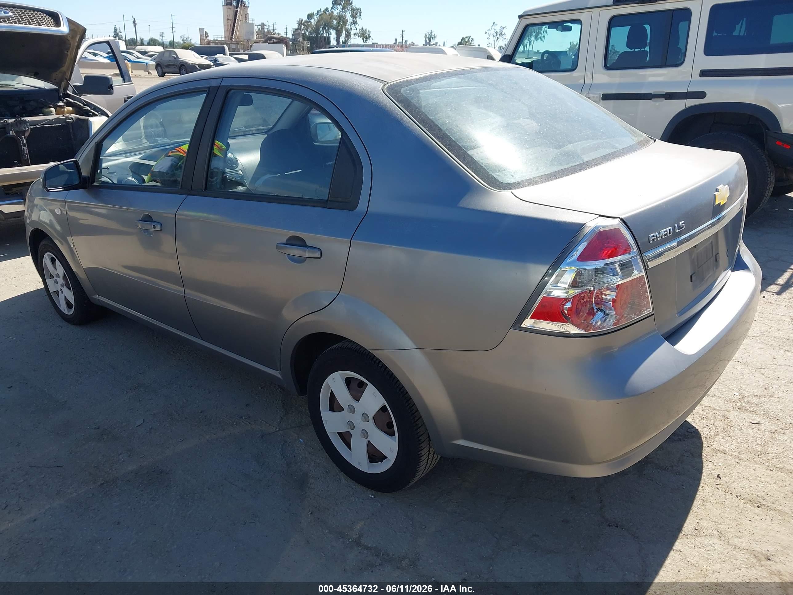 CHEVROLET AVEO image 3