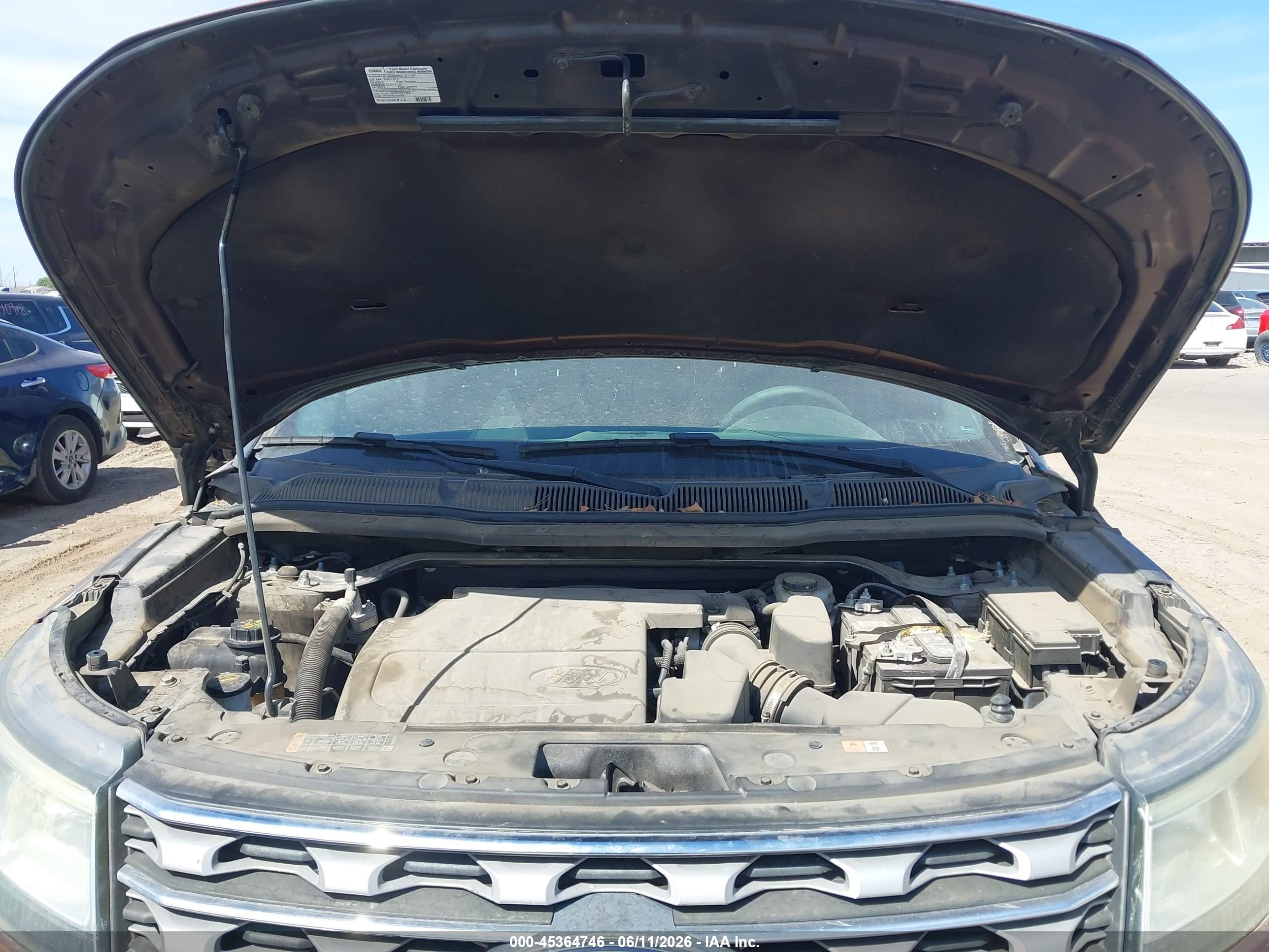 FORD EXPLORER image 10