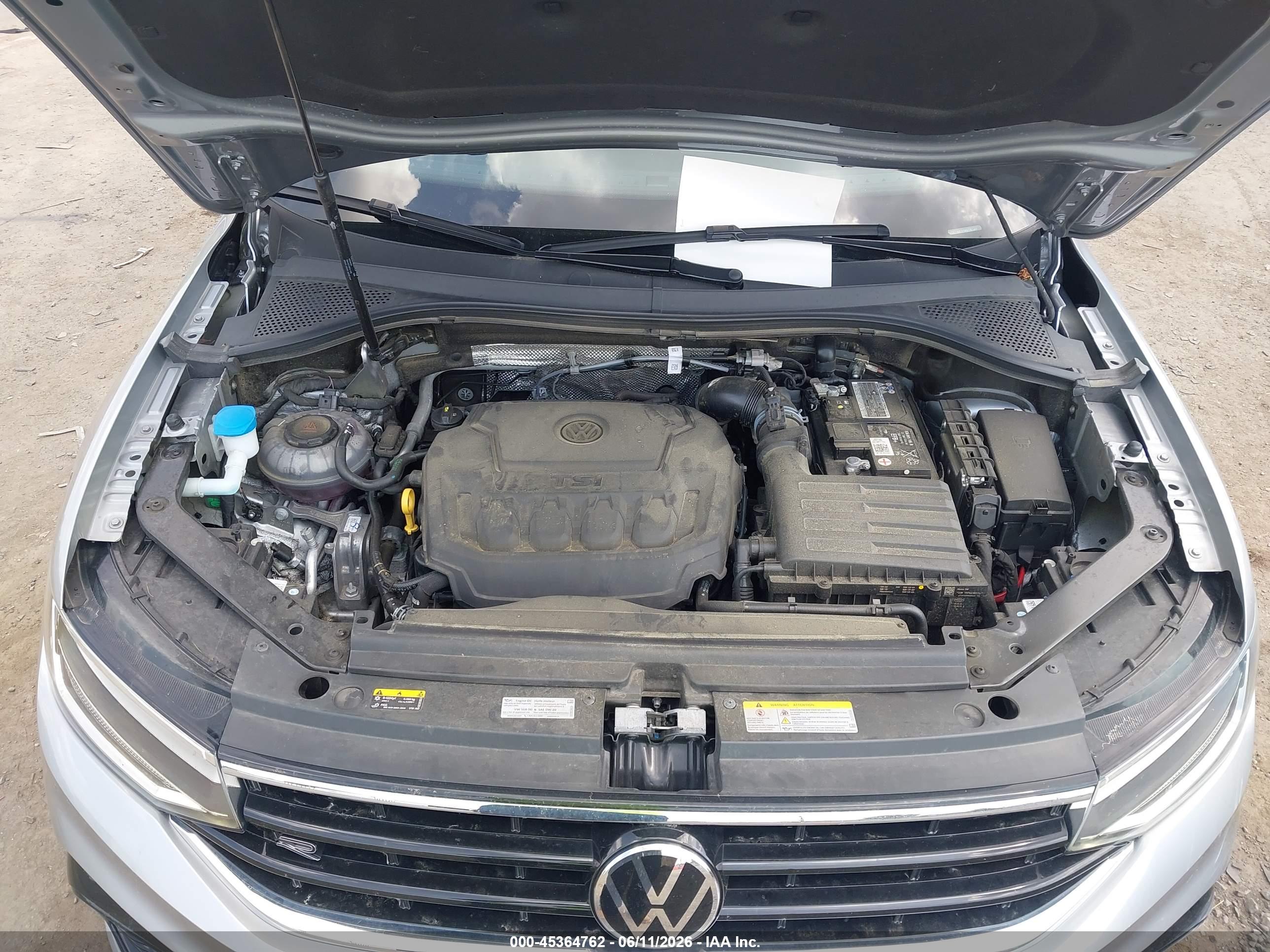 VOLKSWAGEN TIGUAN image 10
