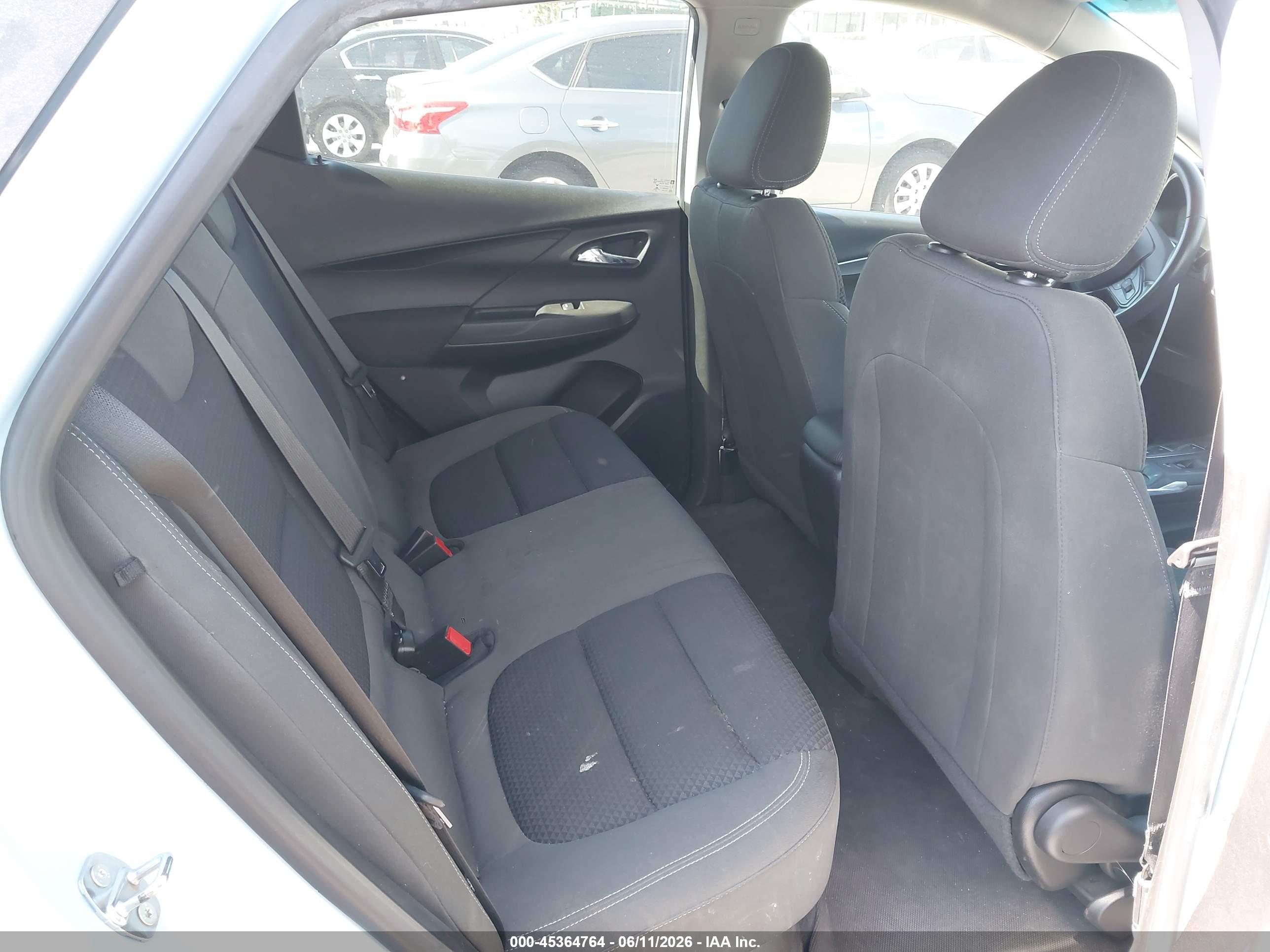CHEVROLET BOLT image 8
