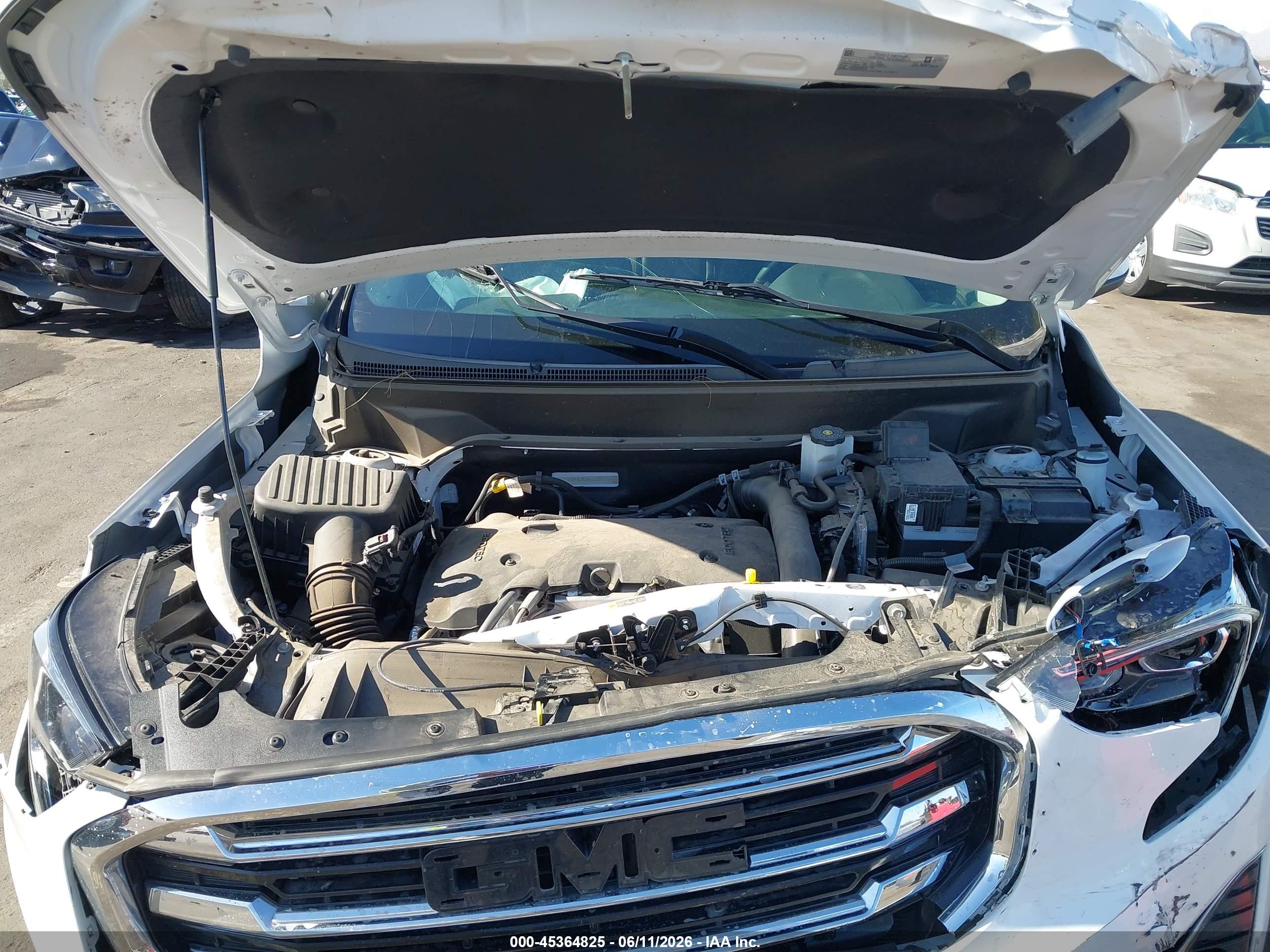 GMC TERRAIN image 10