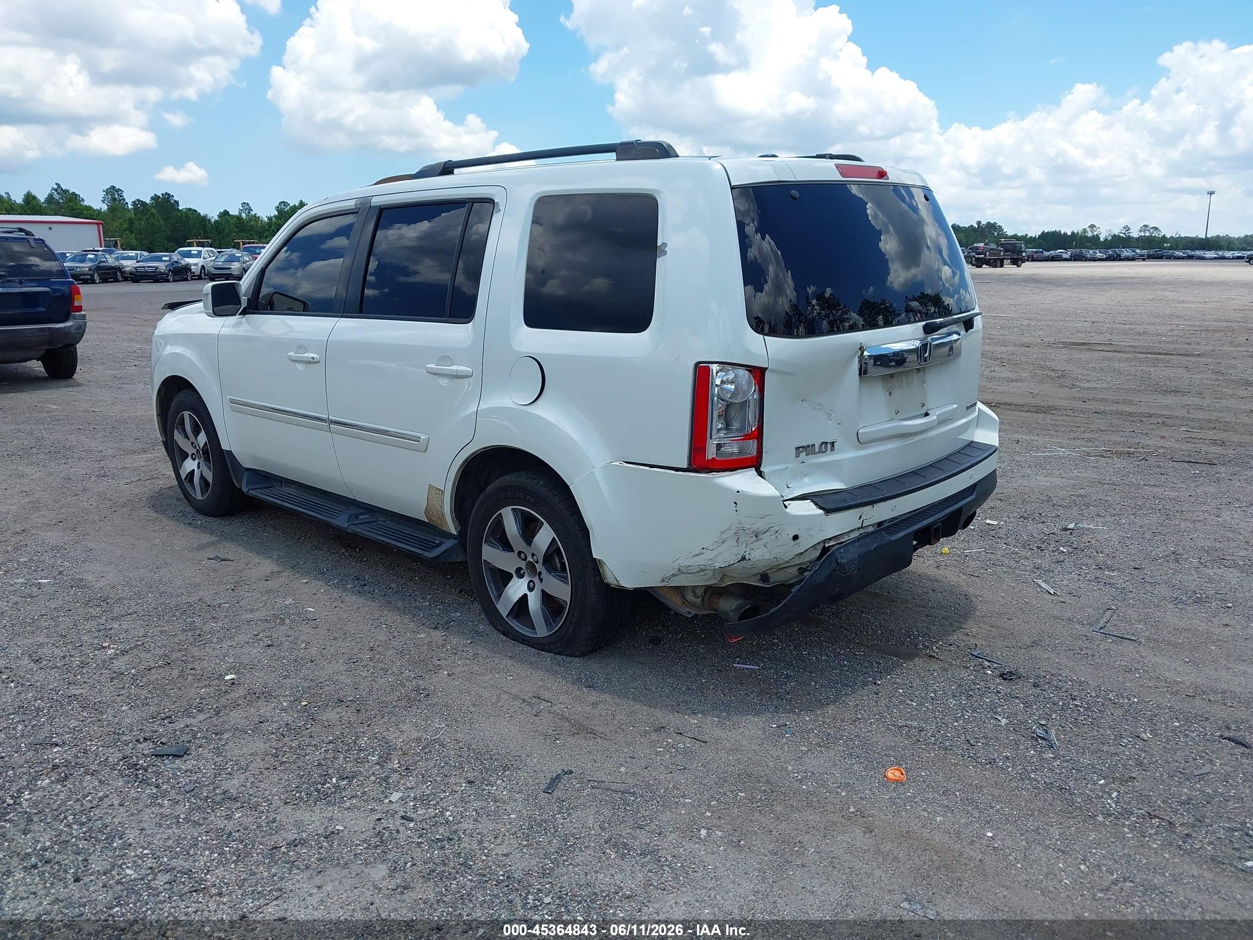 HONDA PILOT image 3