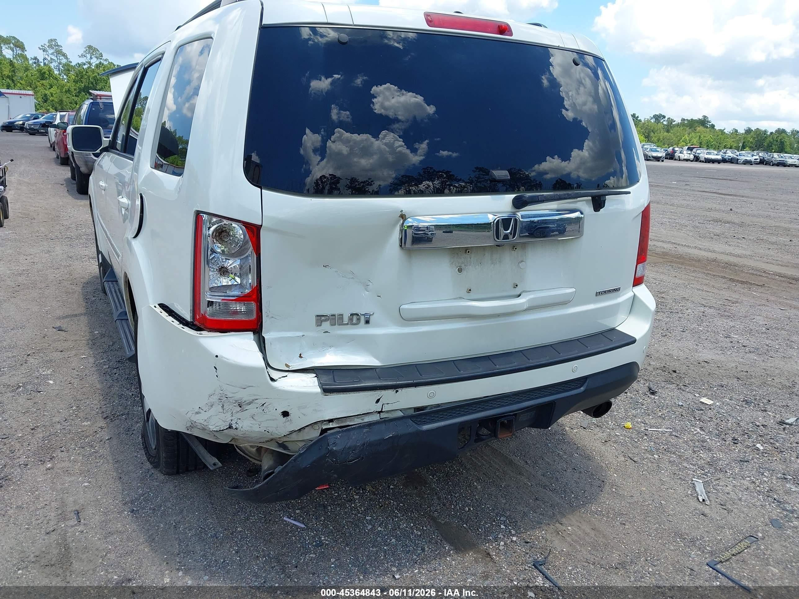 HONDA PILOT image 6