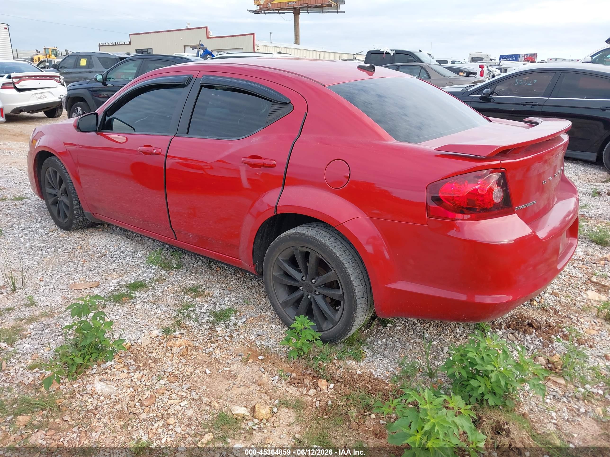 DODGE AVENGER image 3