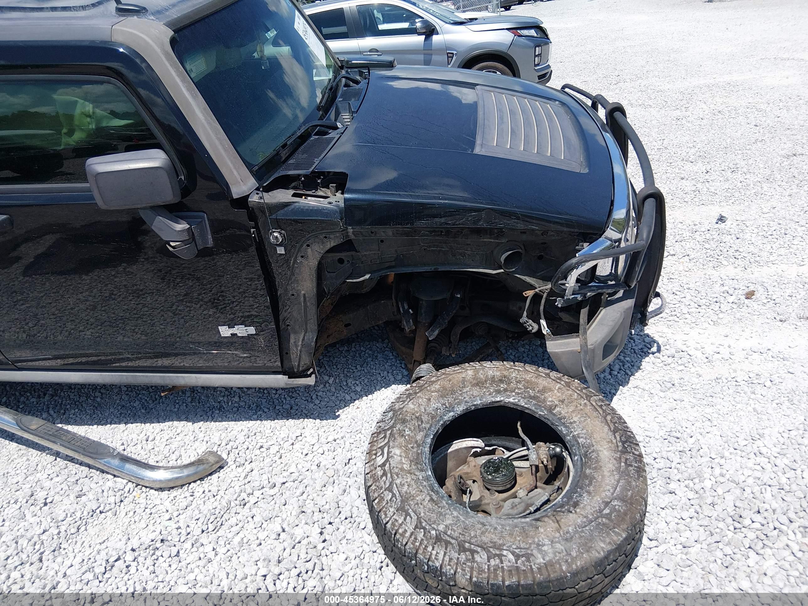 HUMMER H3 image 6
