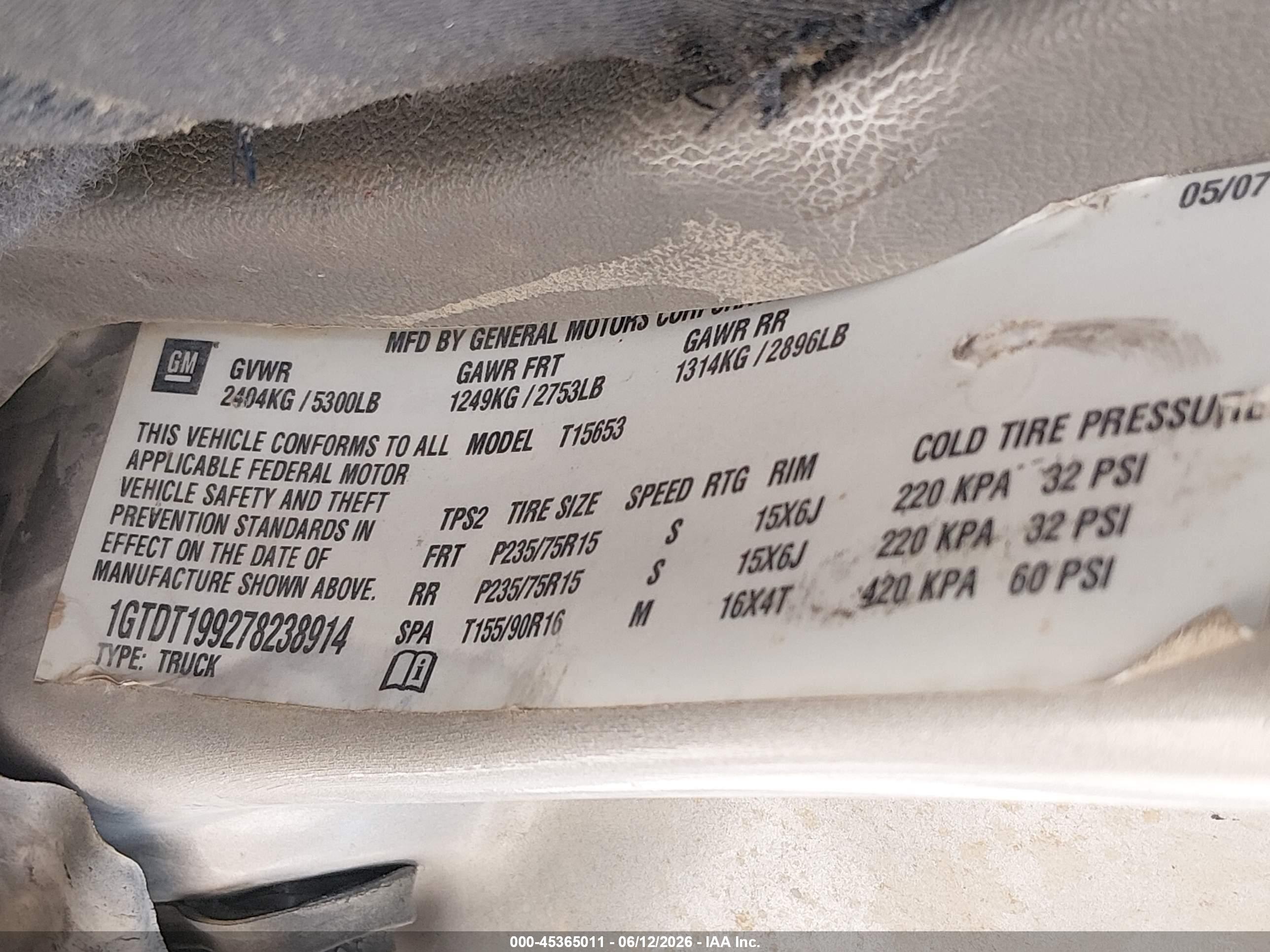 GMC CANYON image 9
