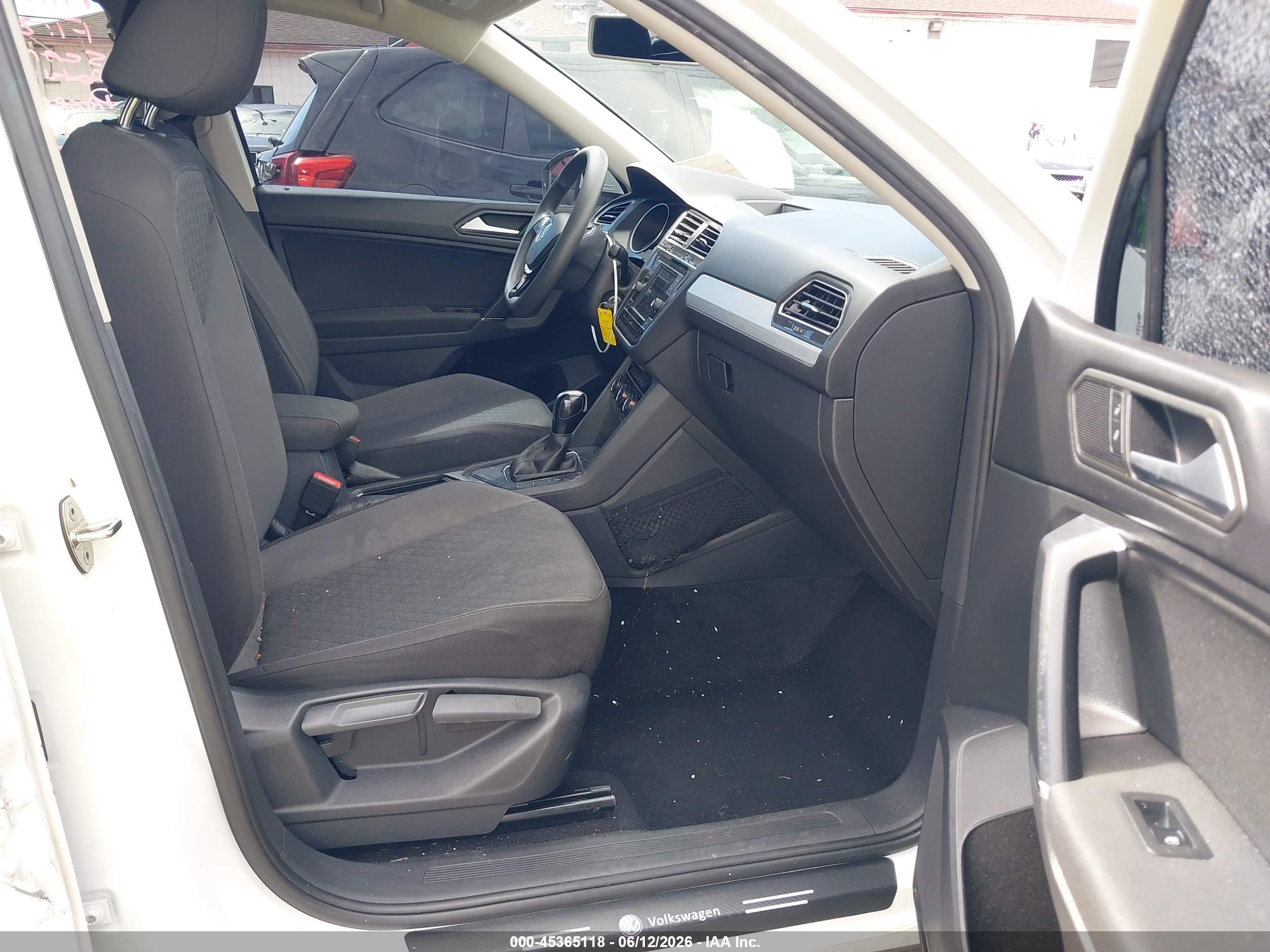 VOLKSWAGEN TIGUAN image 5