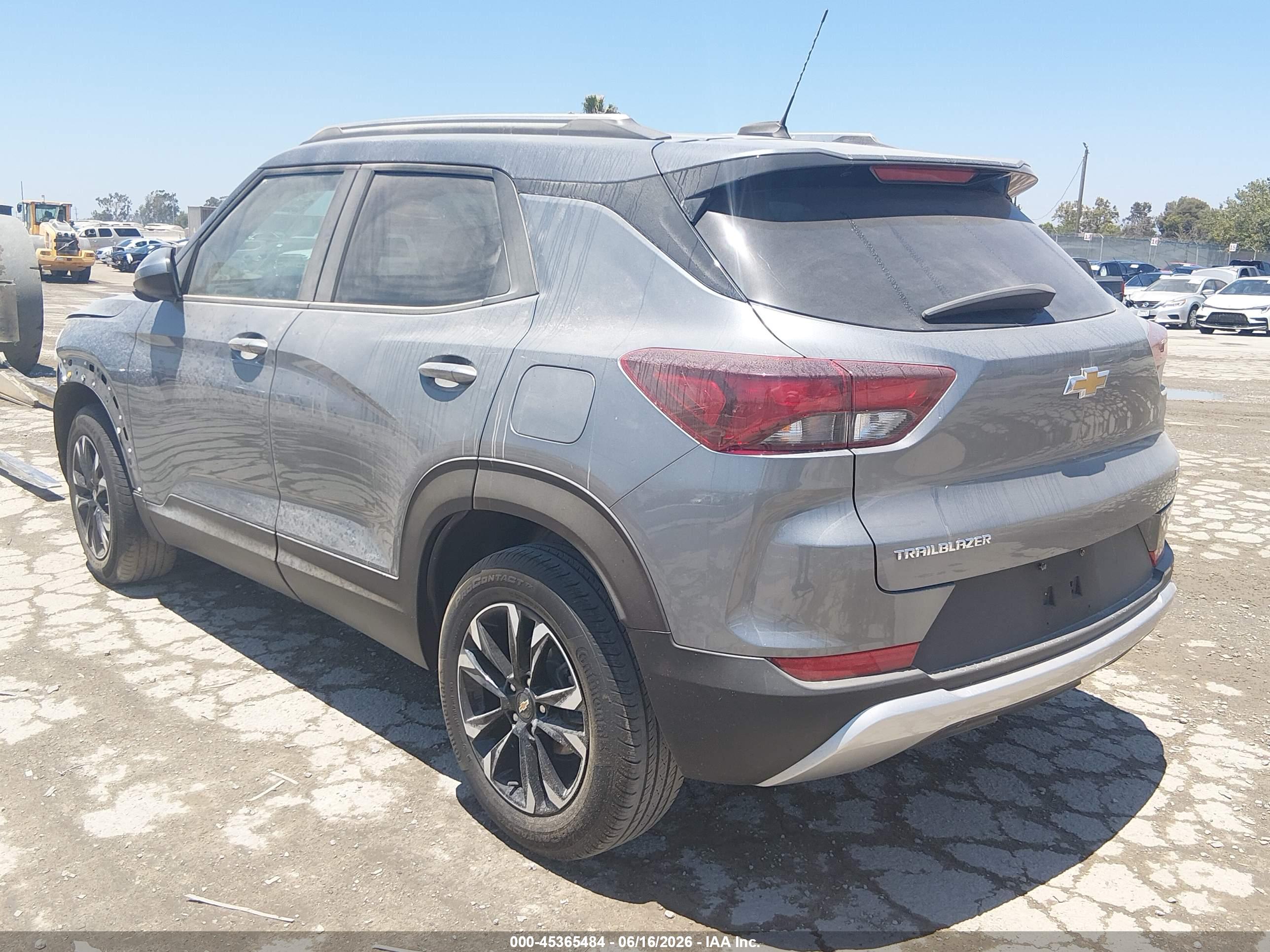 CHEVROLET TRAILBLAZER image 3