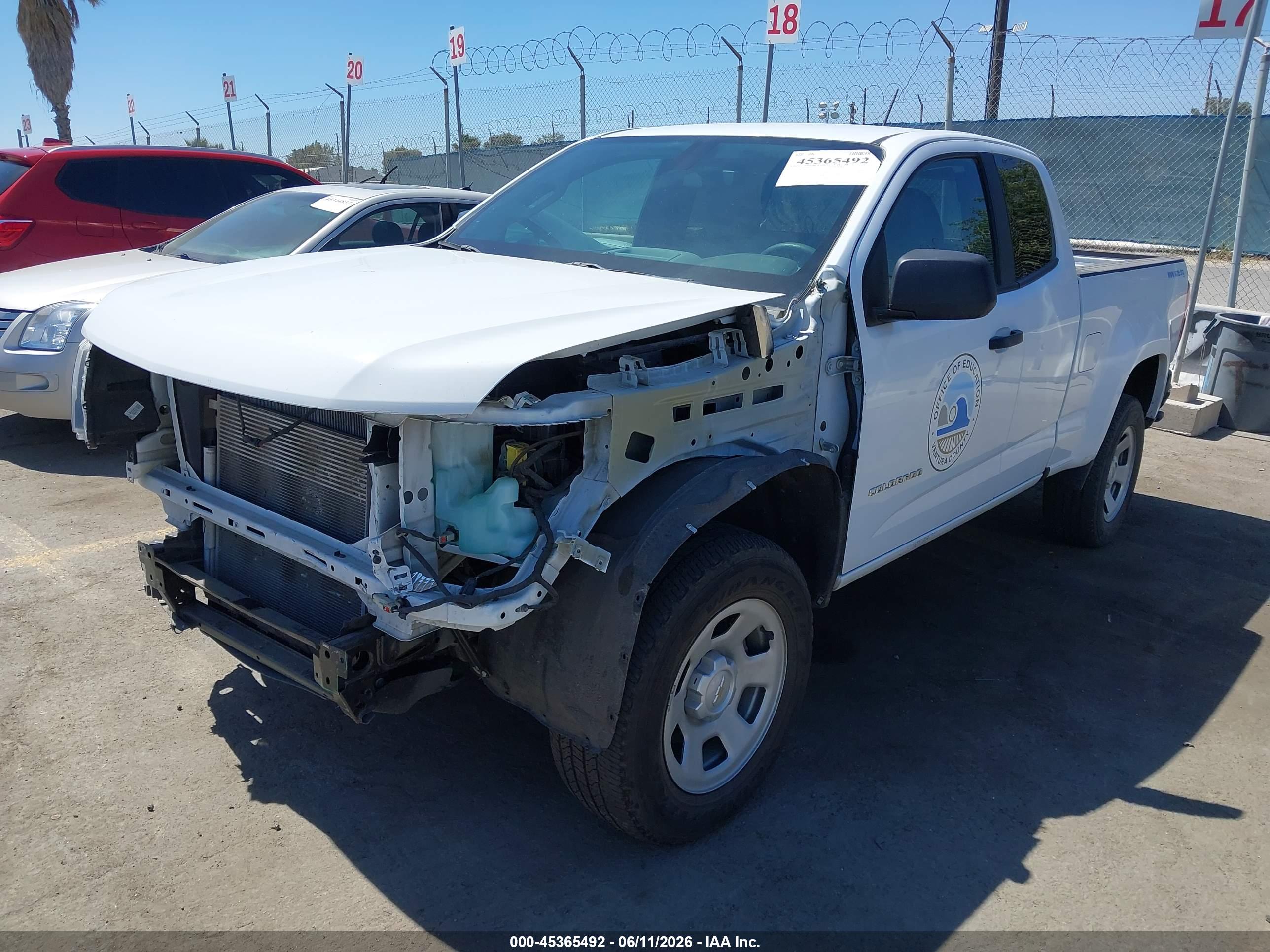CHEVROLET COLORADO image 2