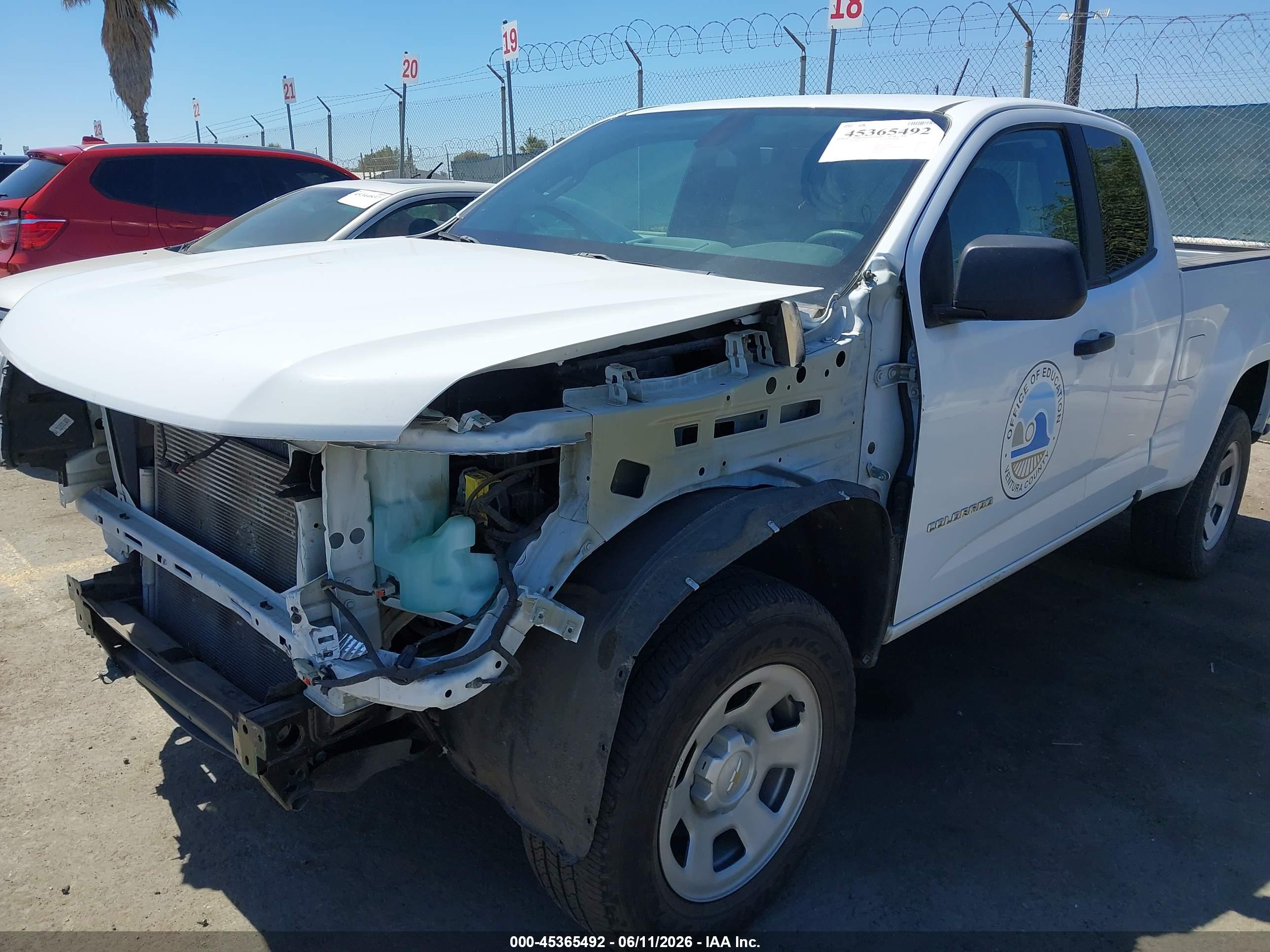 CHEVROLET COLORADO image 6