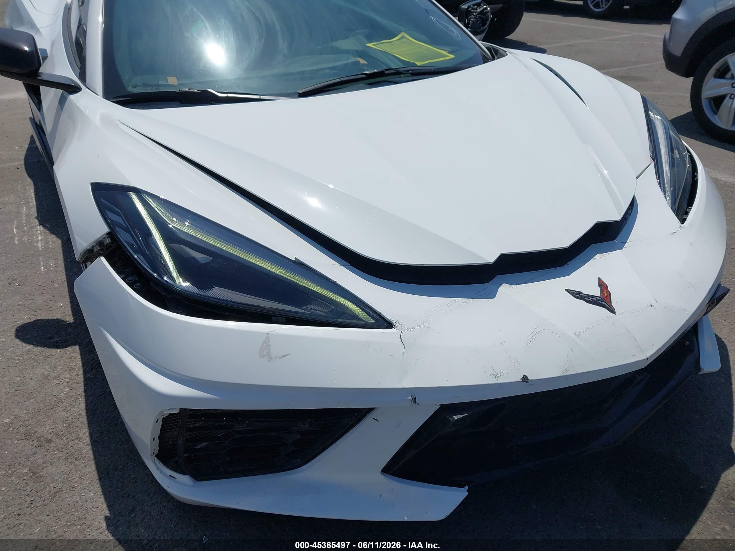 CHEVROLET CORVETTE image 6