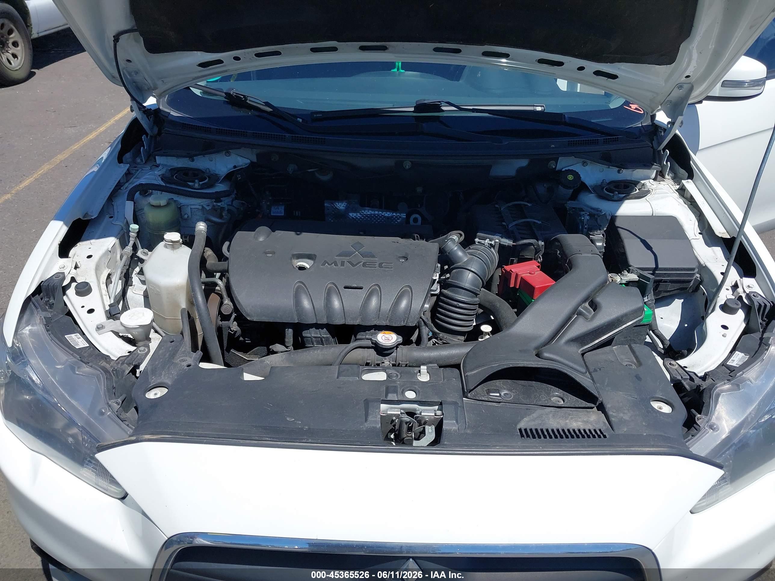 MITSUBISHI LANCER image 10