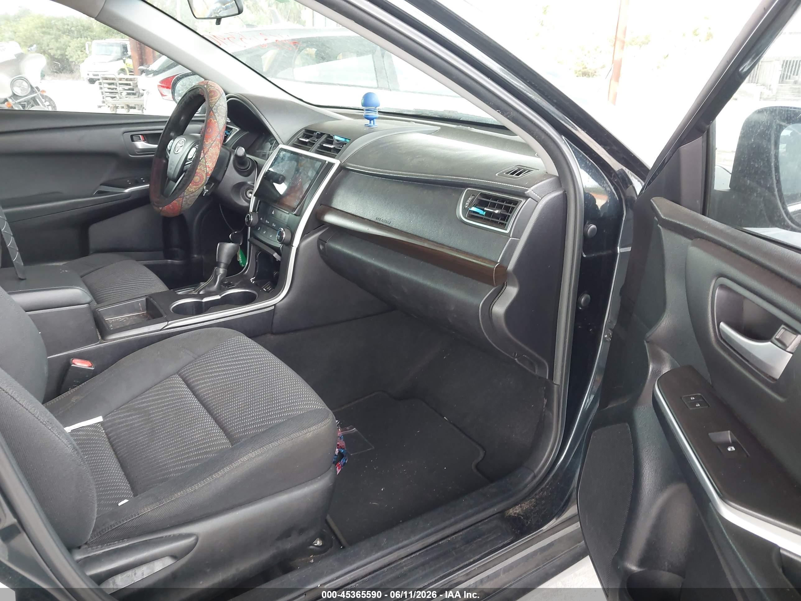 TOYOTA CAMRY image 5