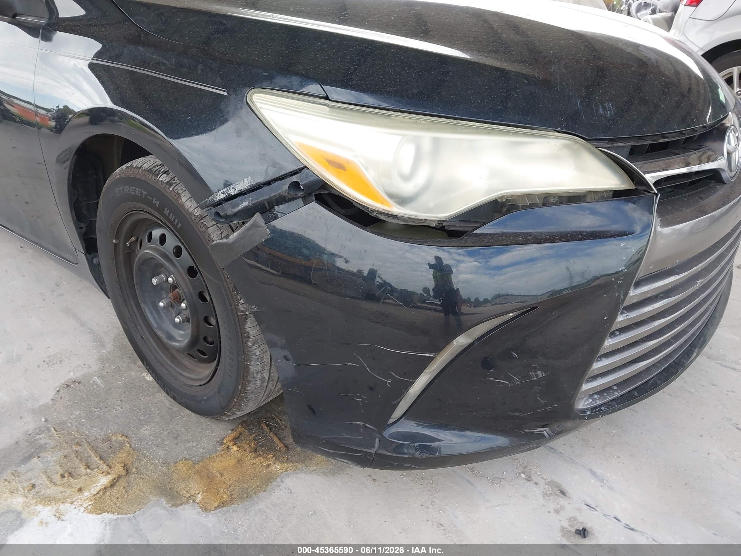 TOYOTA CAMRY image 6