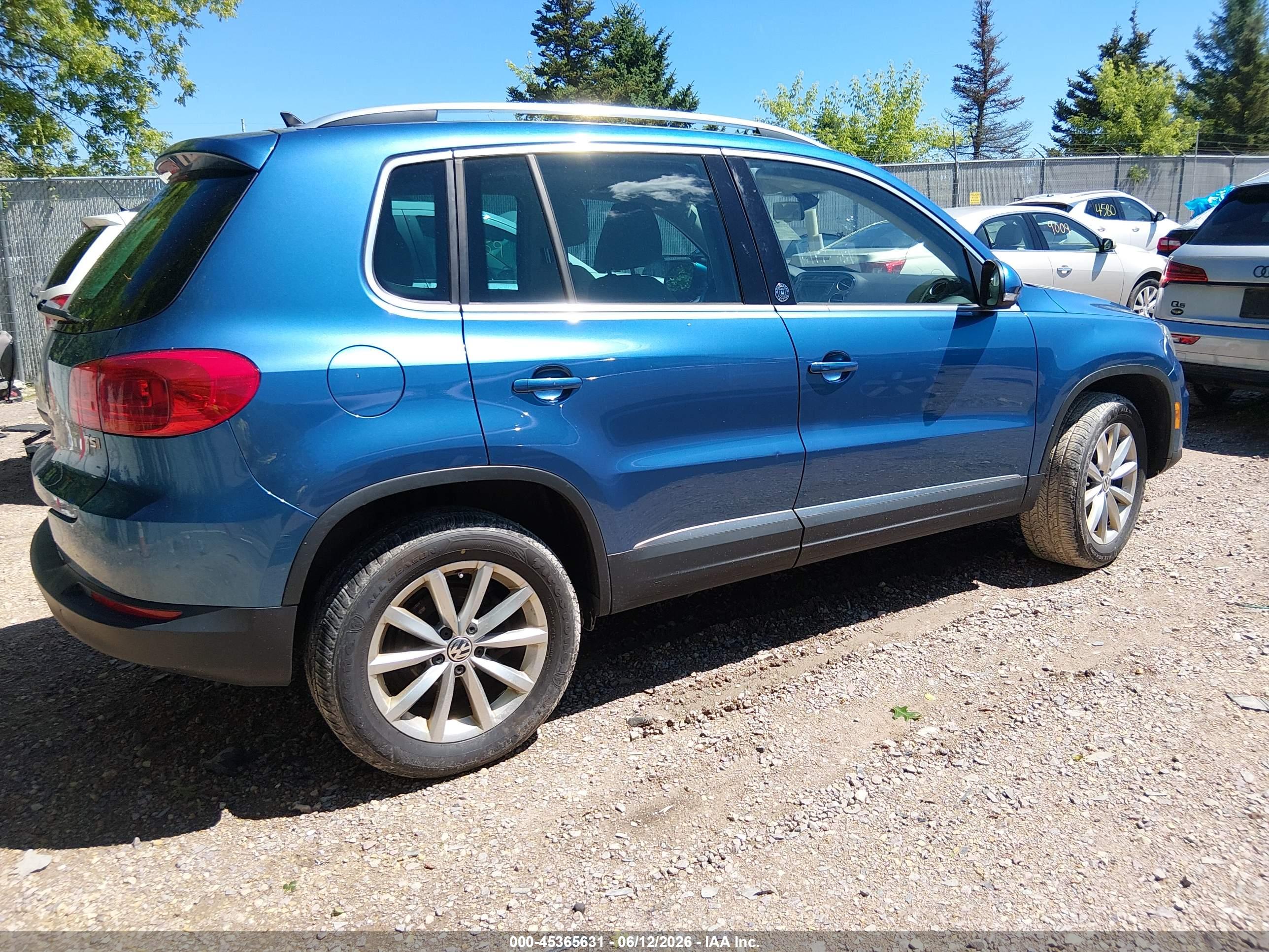 VOLKSWAGEN TIGUAN image 4