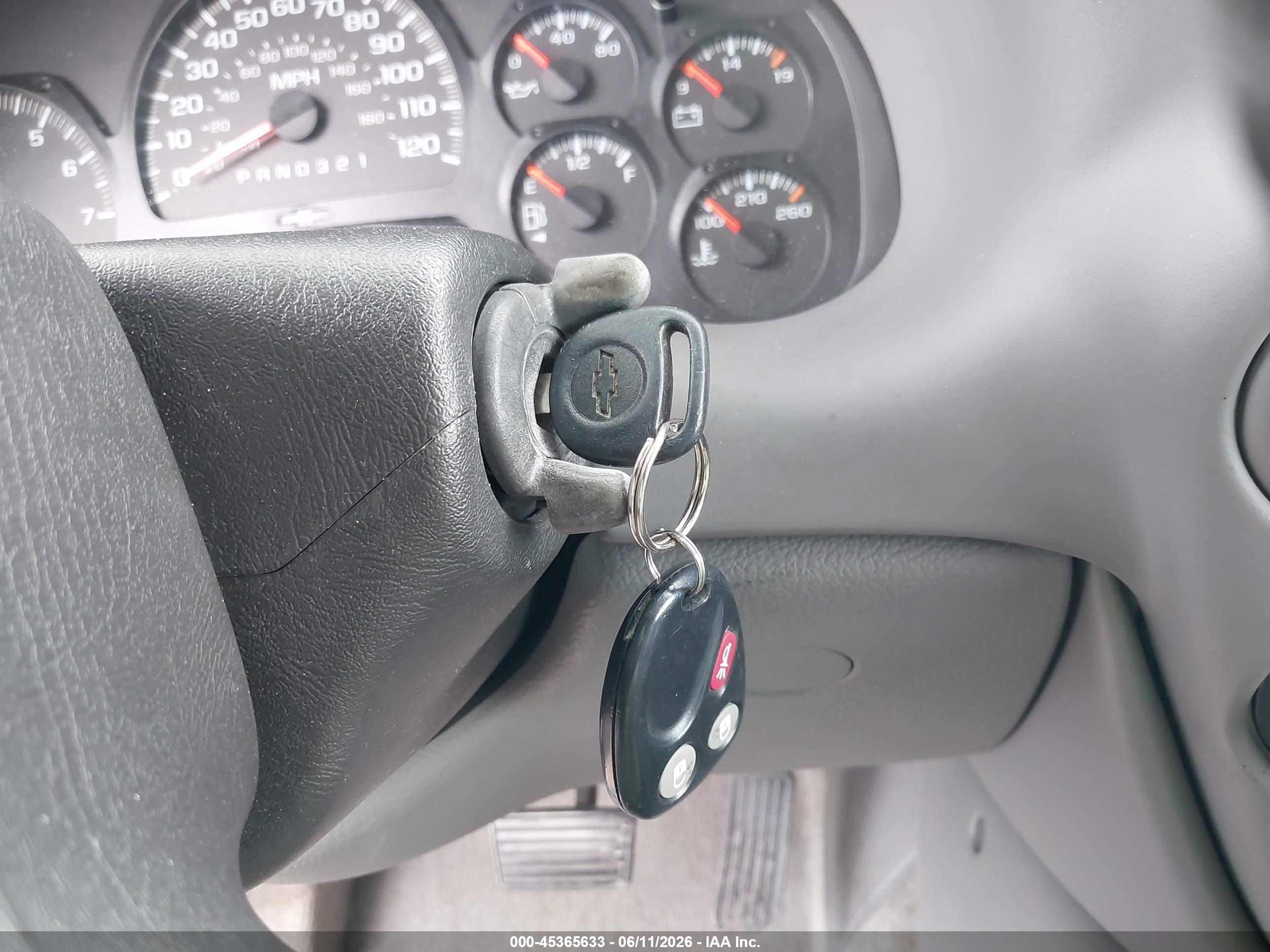 CHEVROLET TRAILBLAZER image 11
