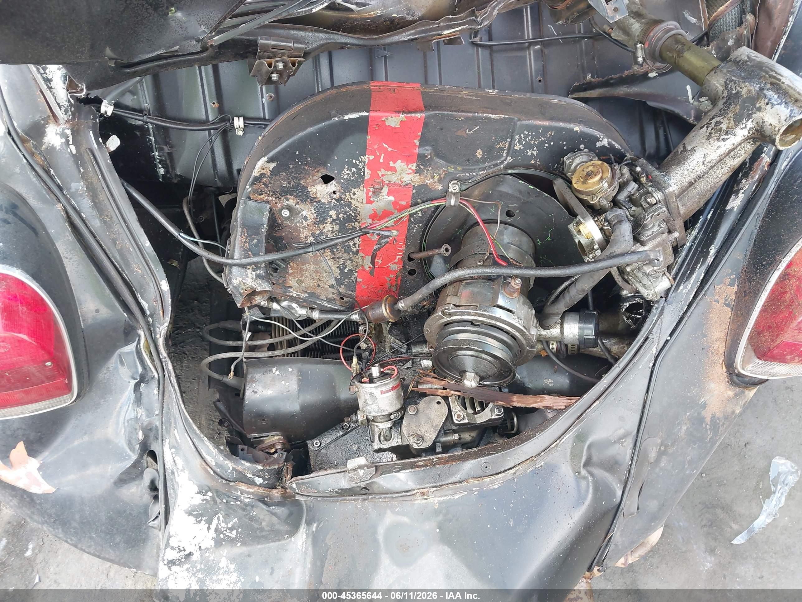 VOLKSWAGEN BEETLE image 10