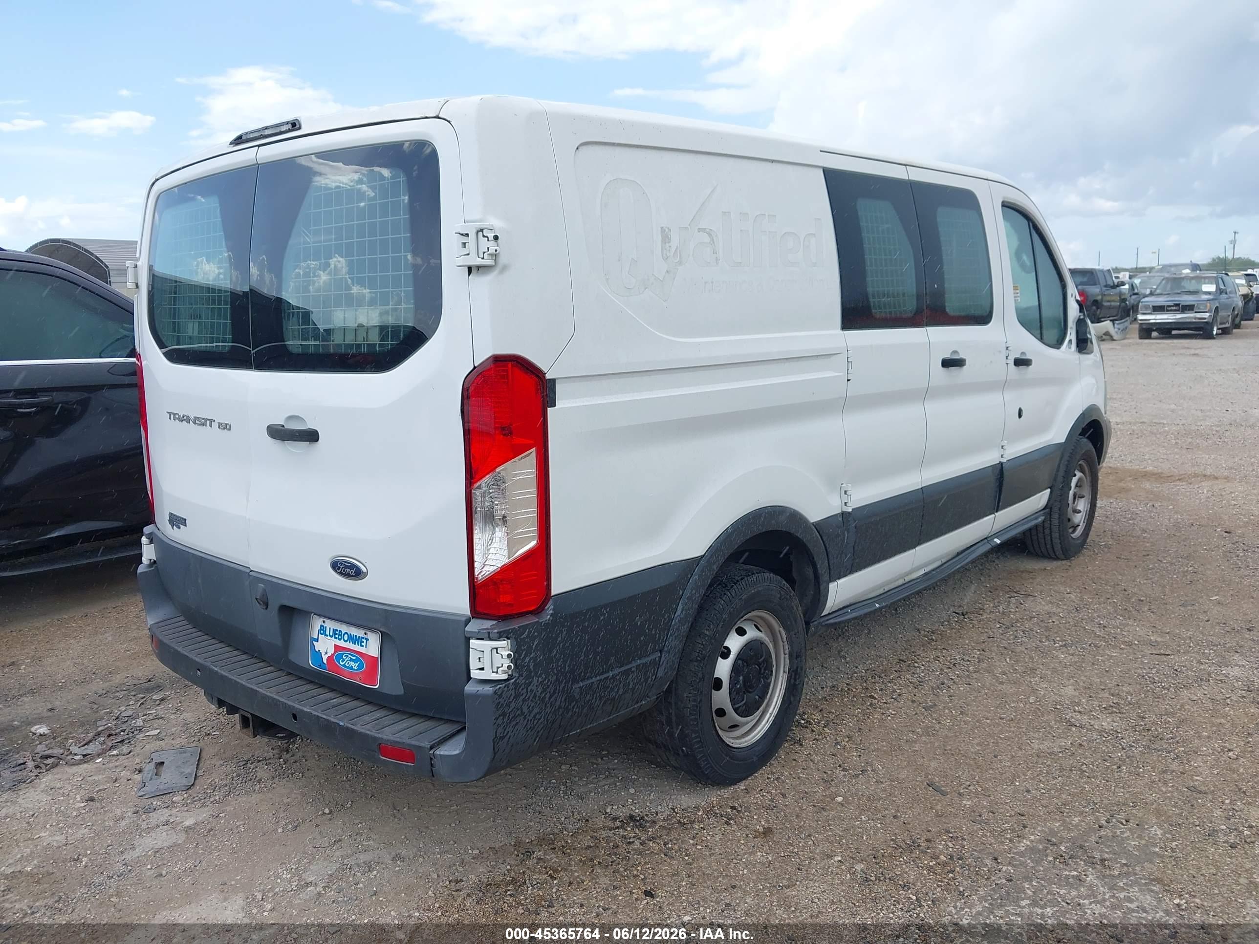 FORD TRANSIT-150 image 4