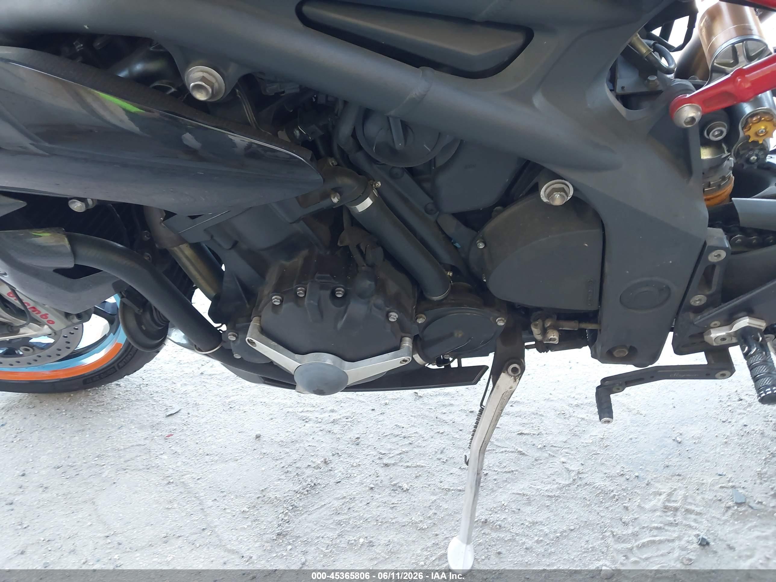 TRIUMPH MOTORCYCLE image 9