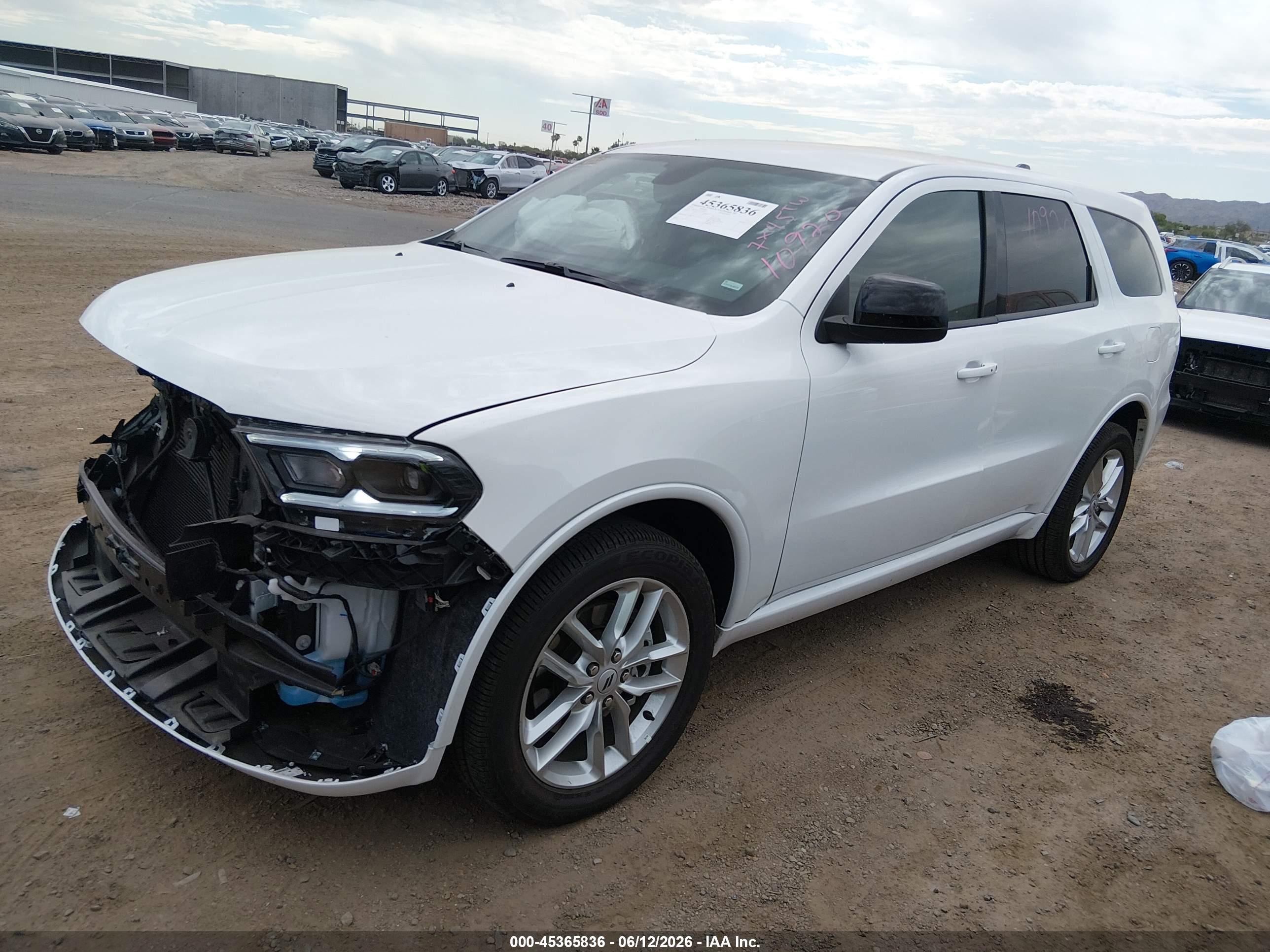 DODGE DURANGO image 2