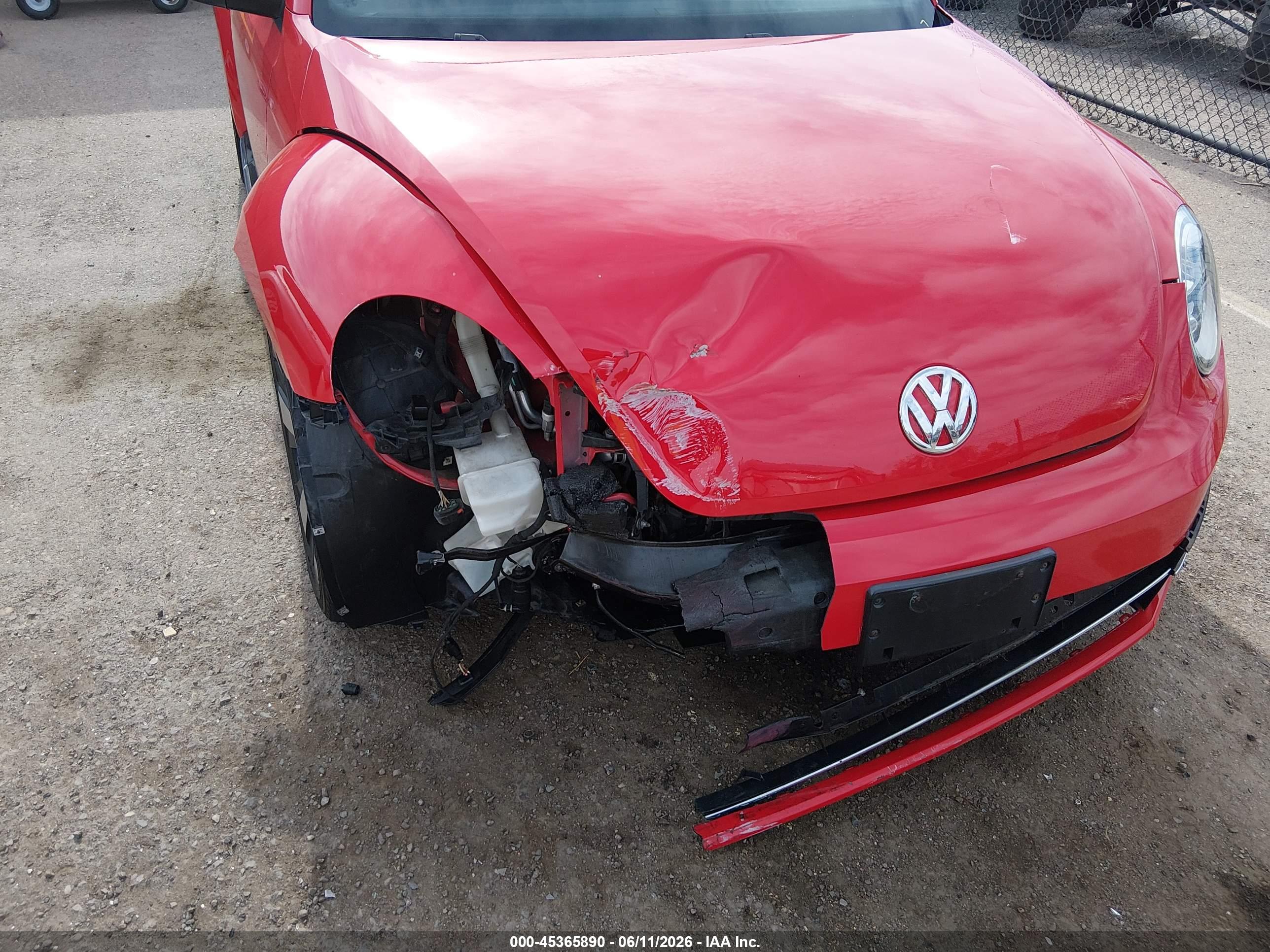 VOLKSWAGEN BEETLE image 6