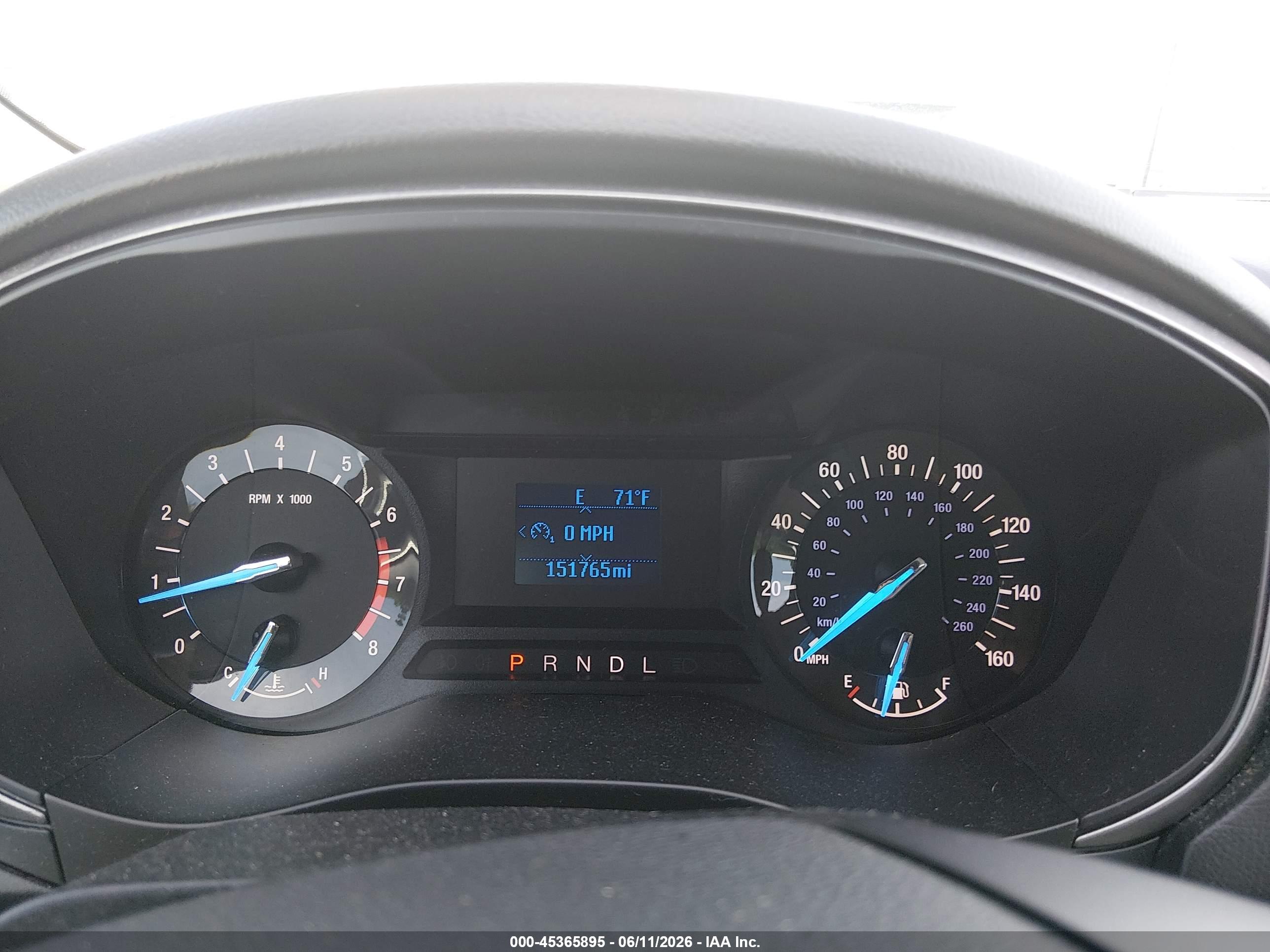 FORD FUSION image 7