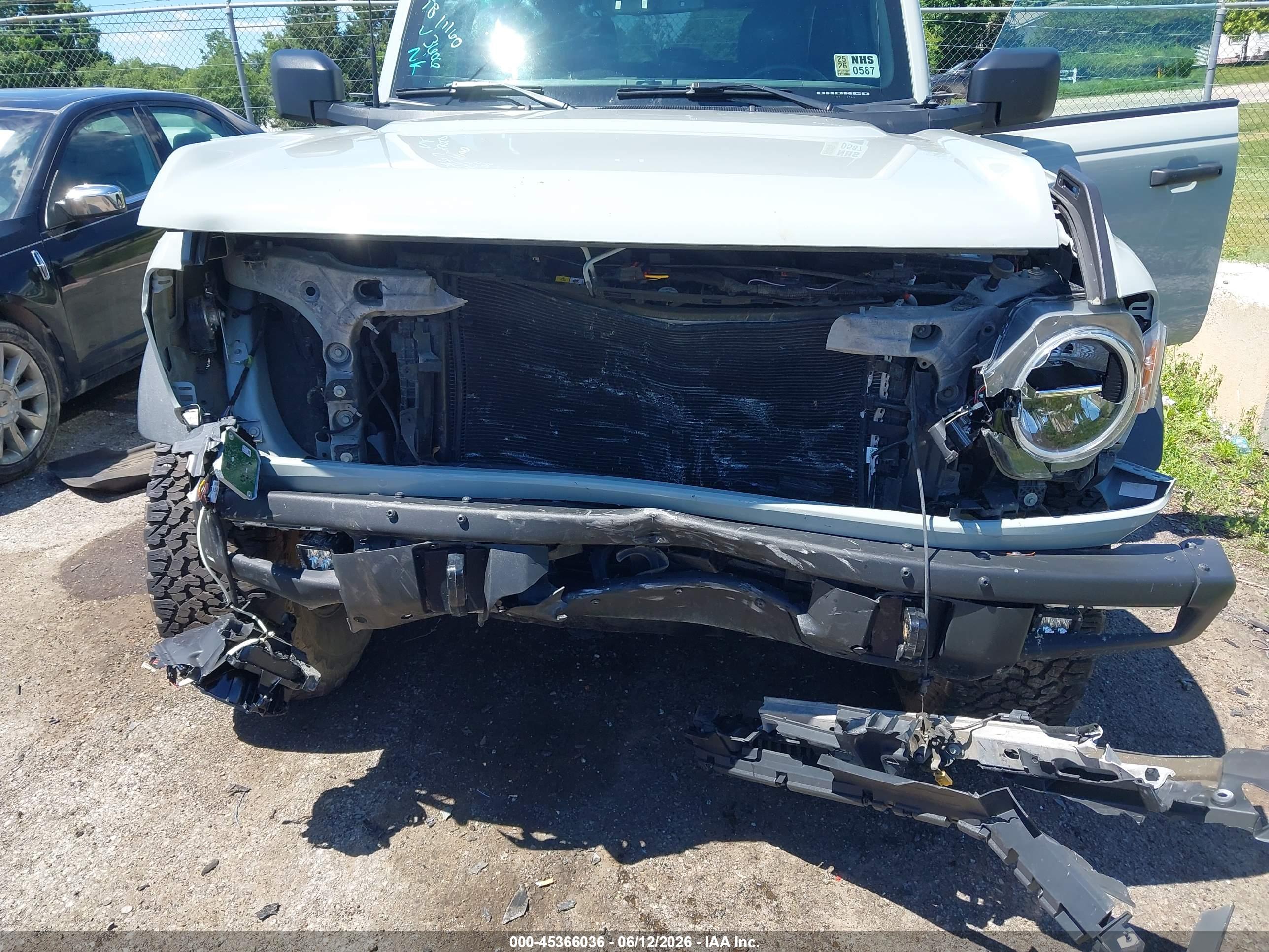 FORD BRONCO image 6