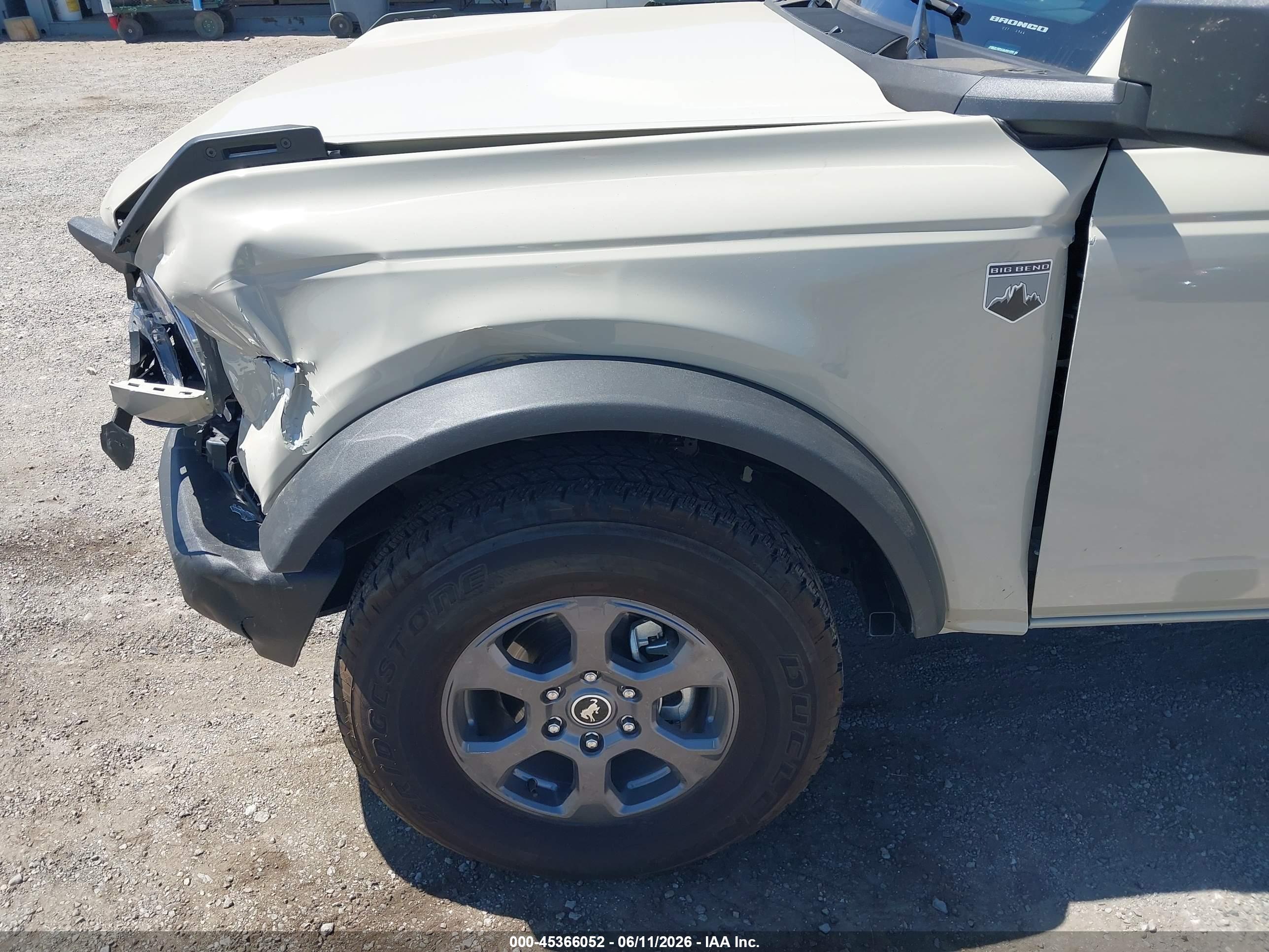 FORD BRONCO image 6