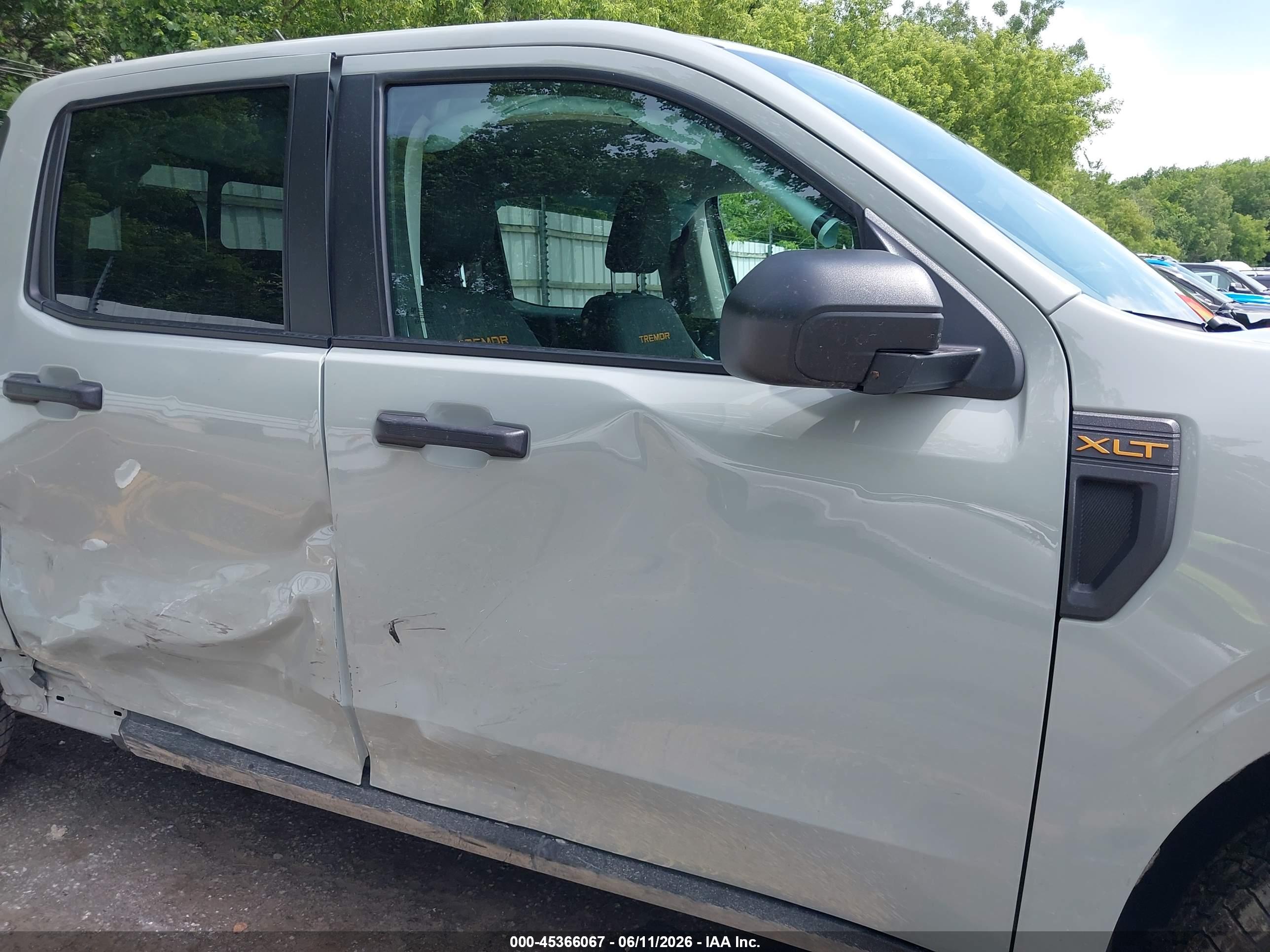 FORD MAVERICK image 6