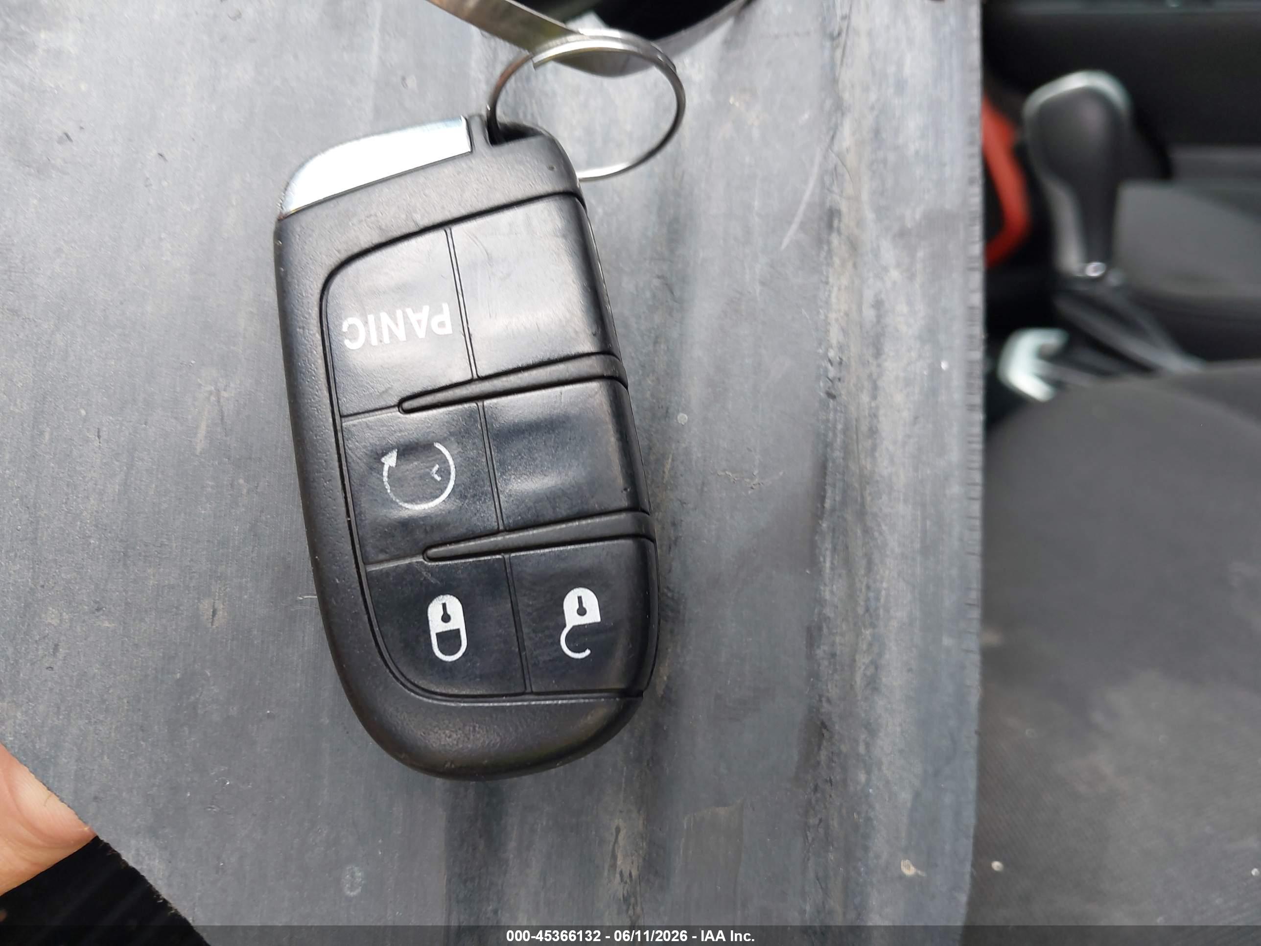 JEEP RENEGADE image 11