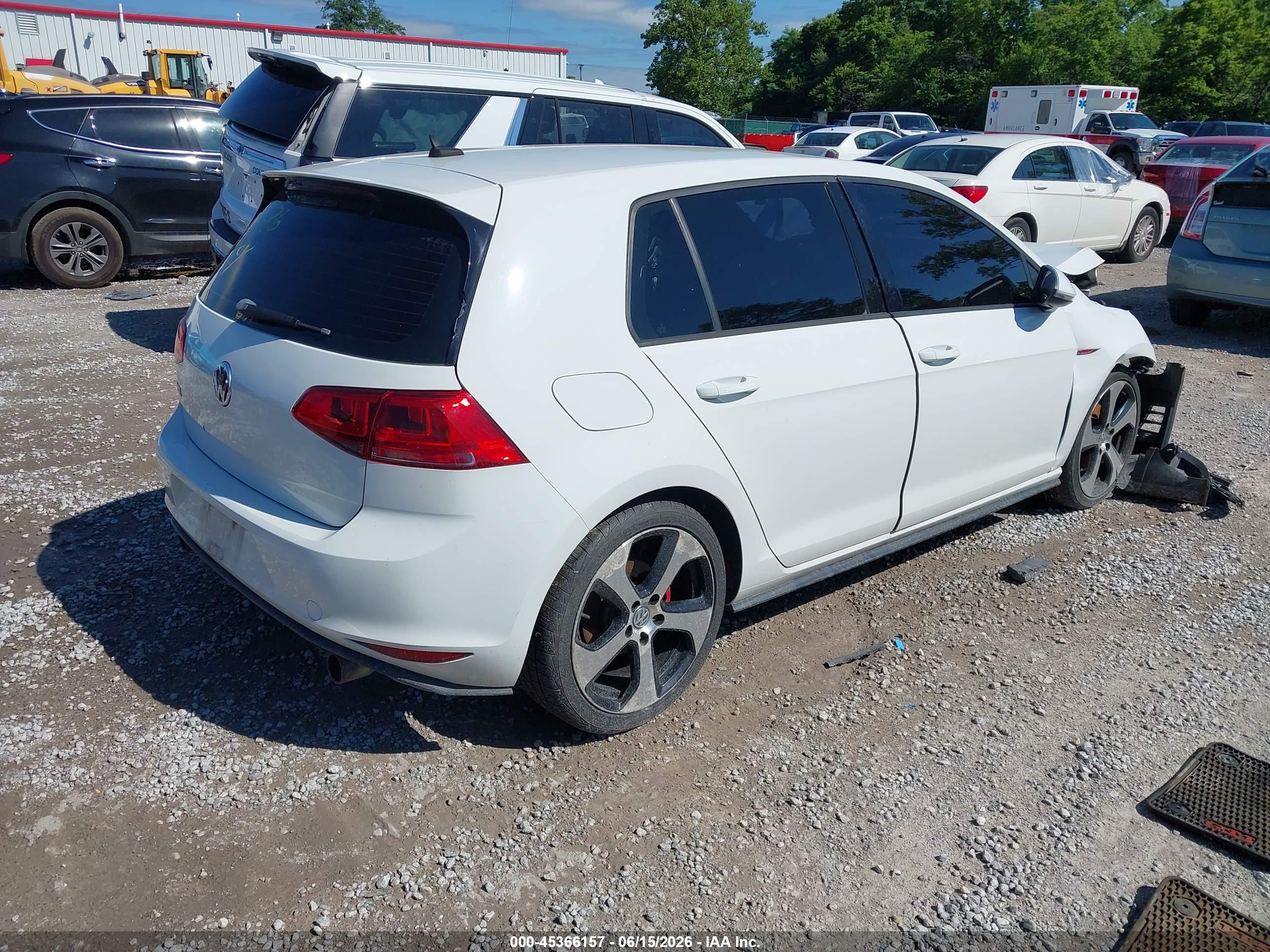 VOLKSWAGEN GOLF image 4