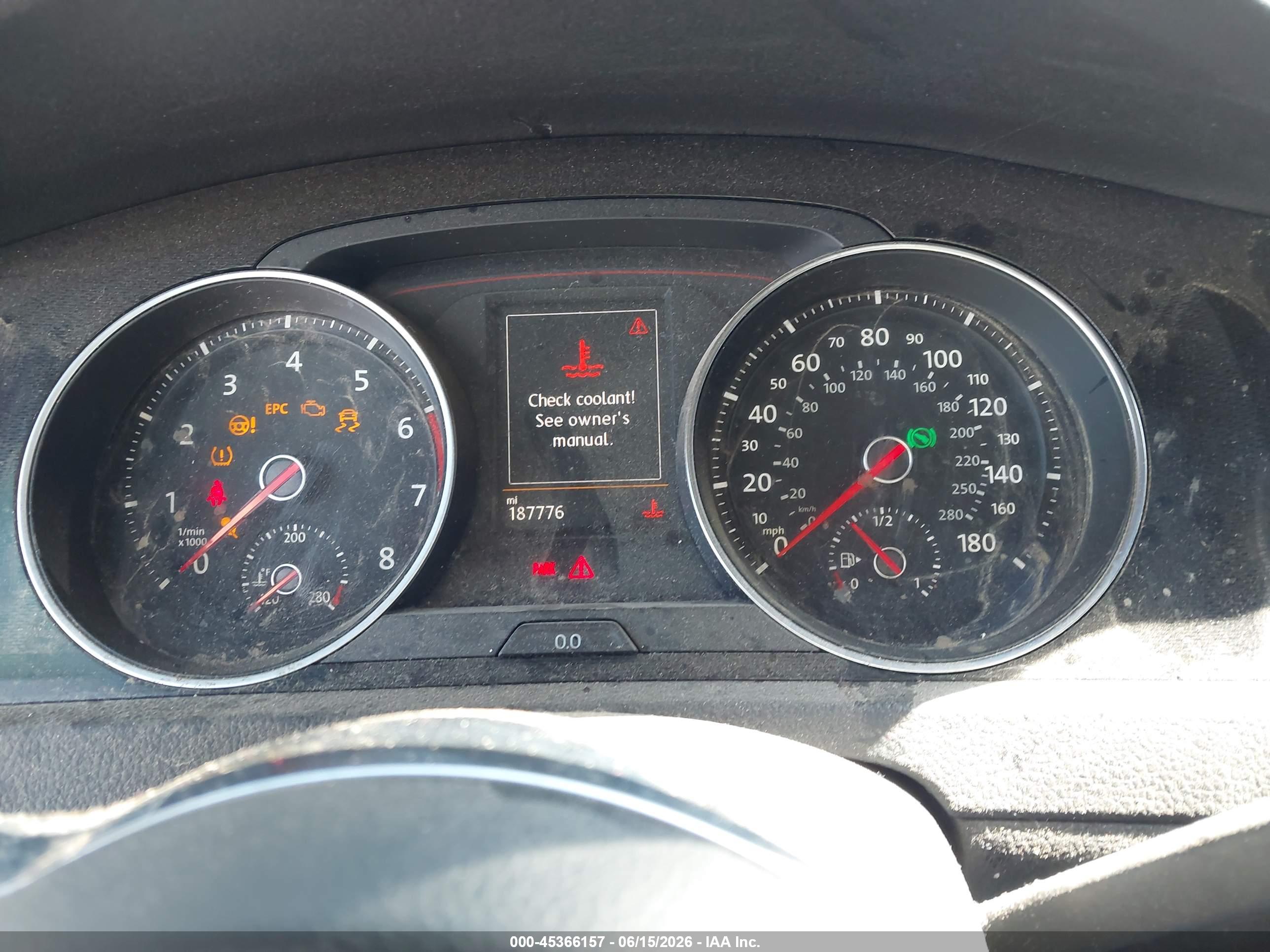 VOLKSWAGEN GOLF image 7