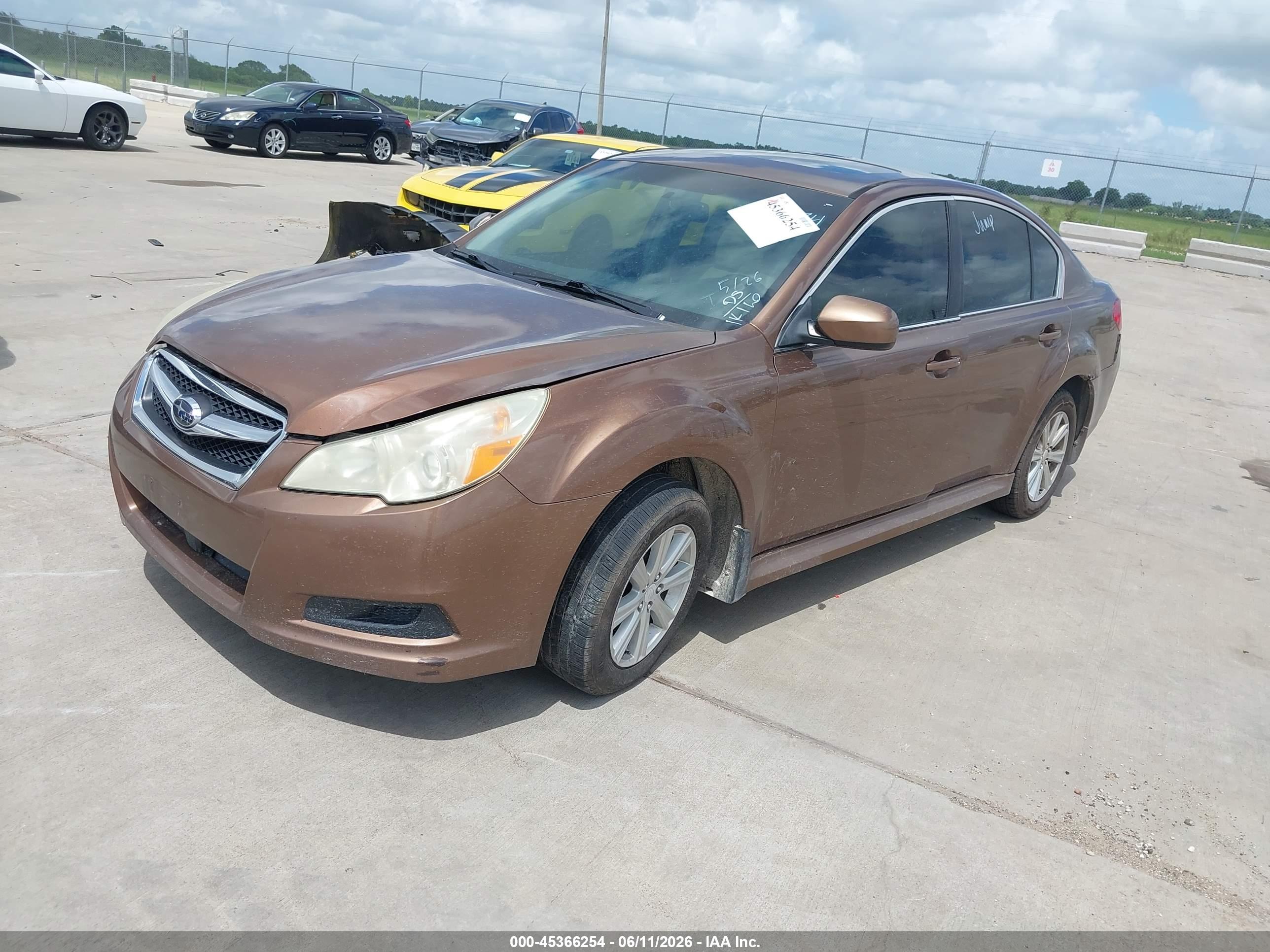 SUBARU LEGACY image 2